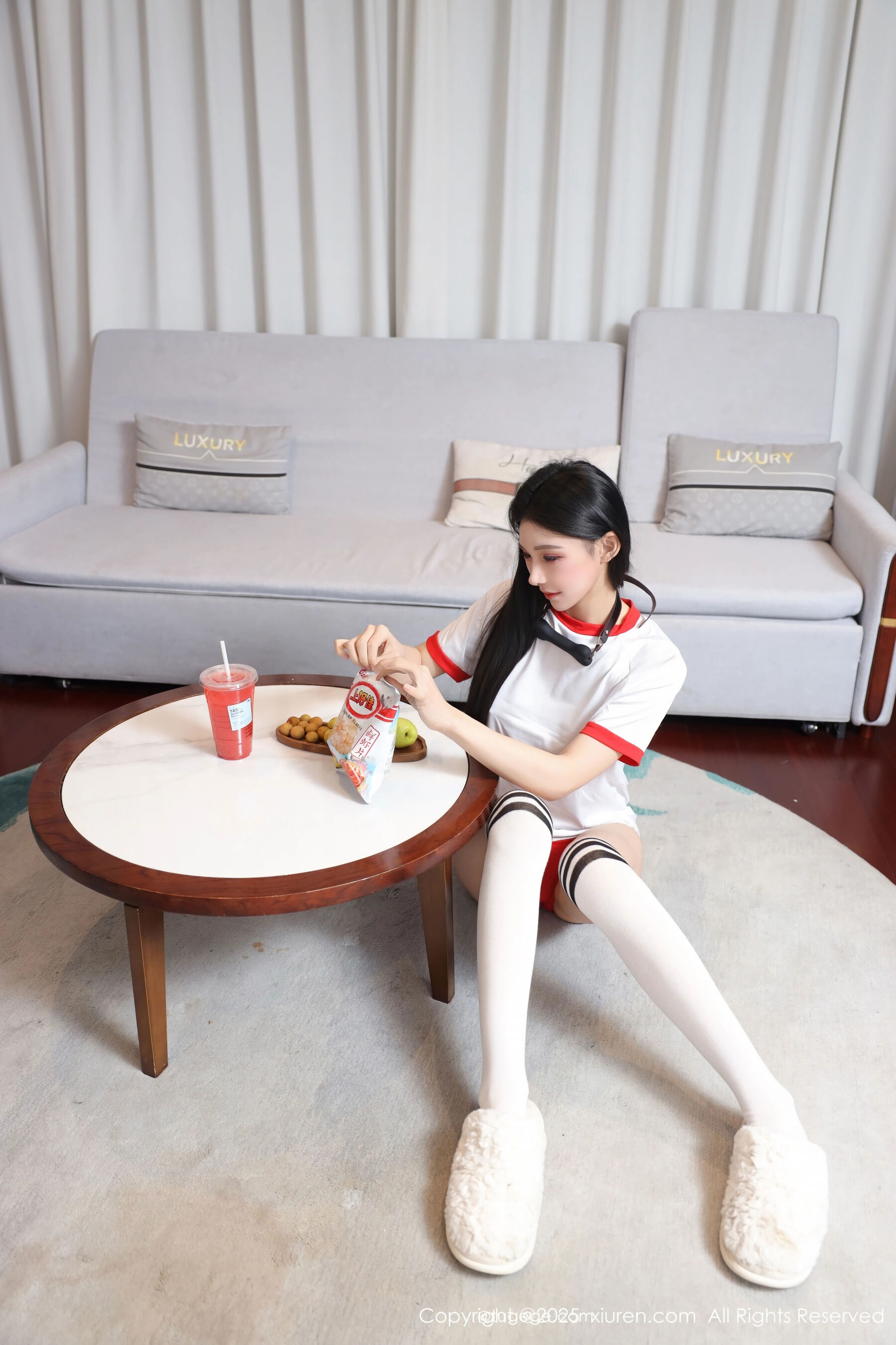 图片[5]-秀人网 – NO.11110 – 许微微呀 [87P]-六色网