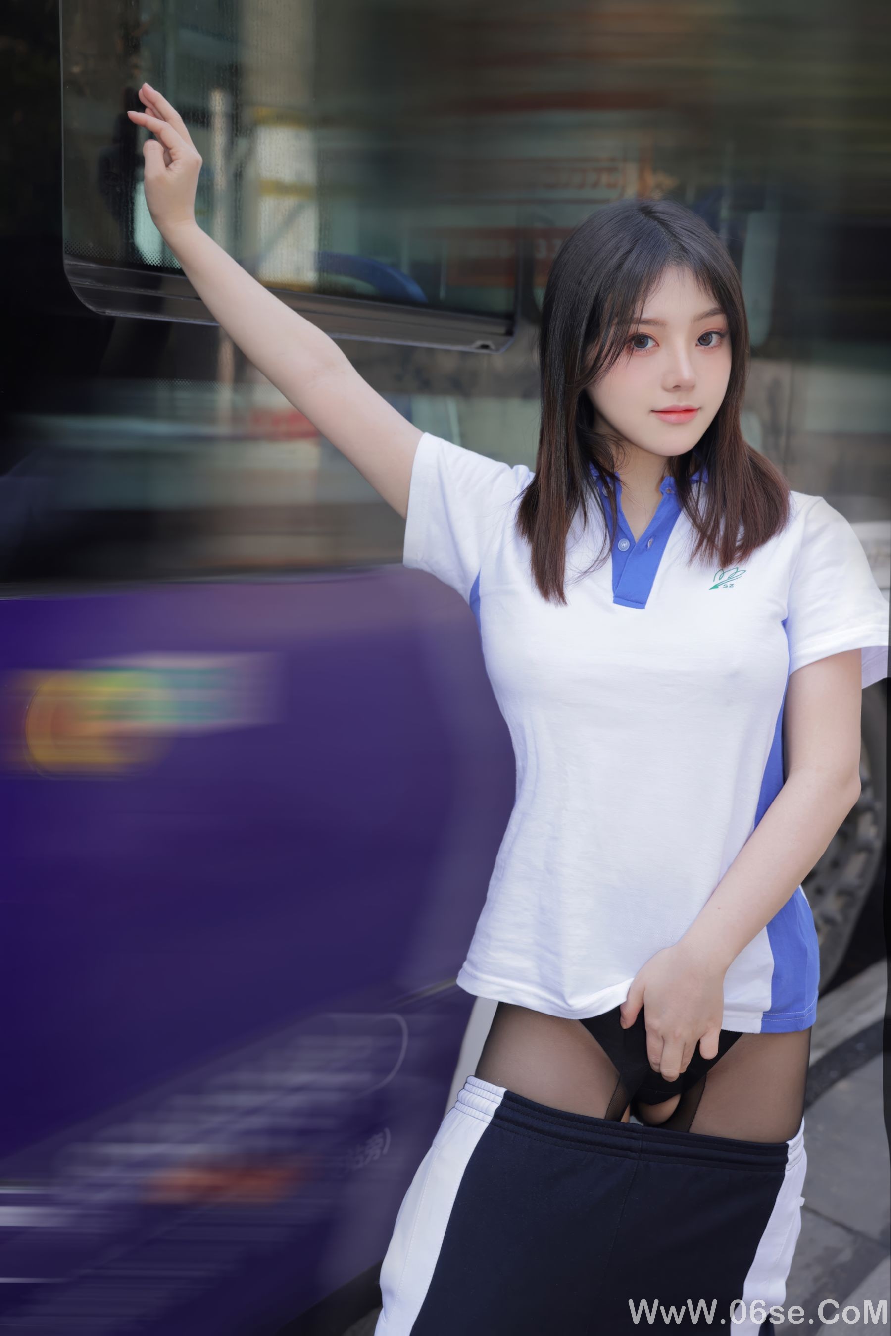 图片[17]-豆瓣酱 公交车写真 [85P]-六色网