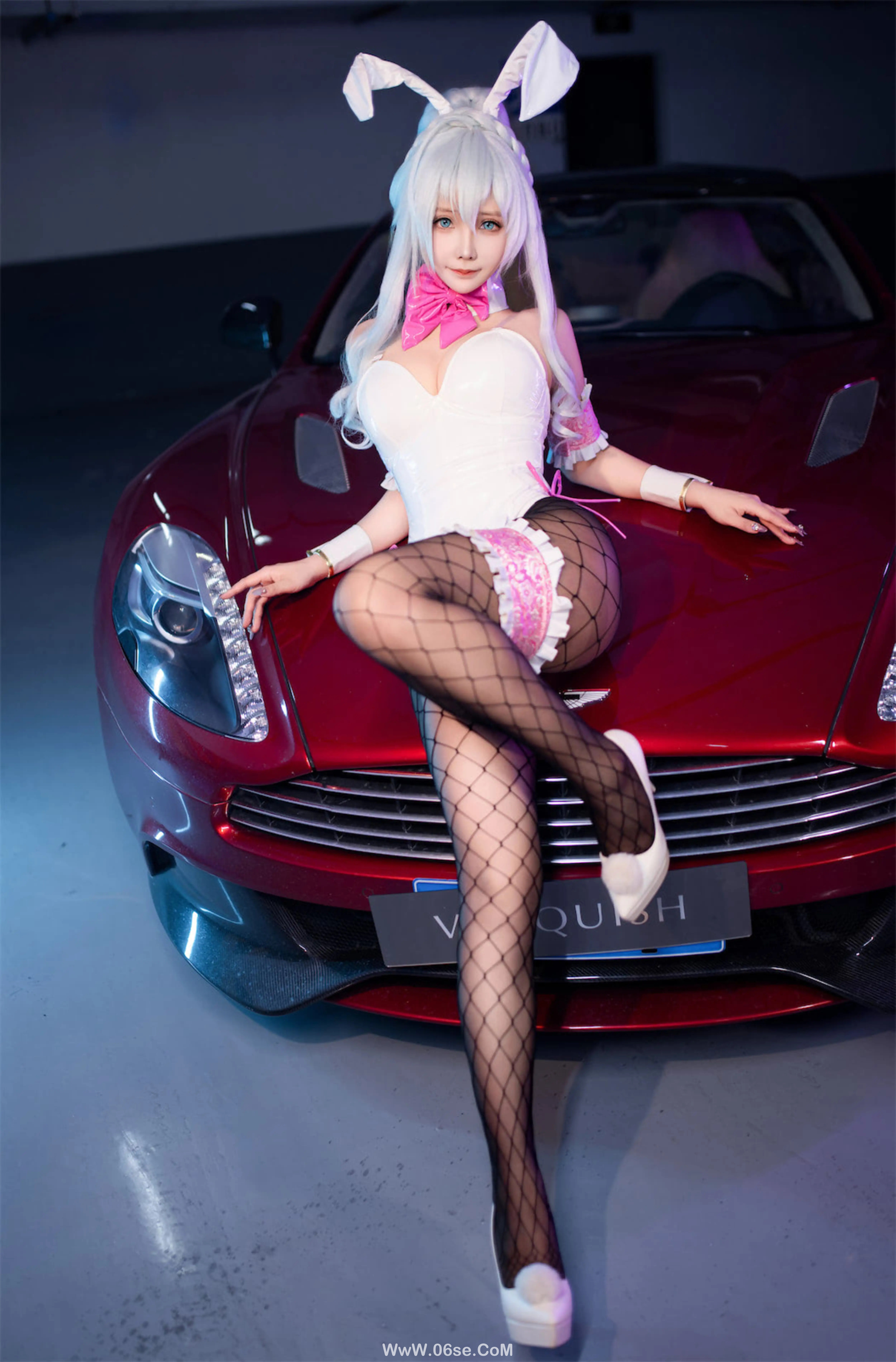 图片[4]-抱走莫子 – 雪女跑车兔女郎-六色网