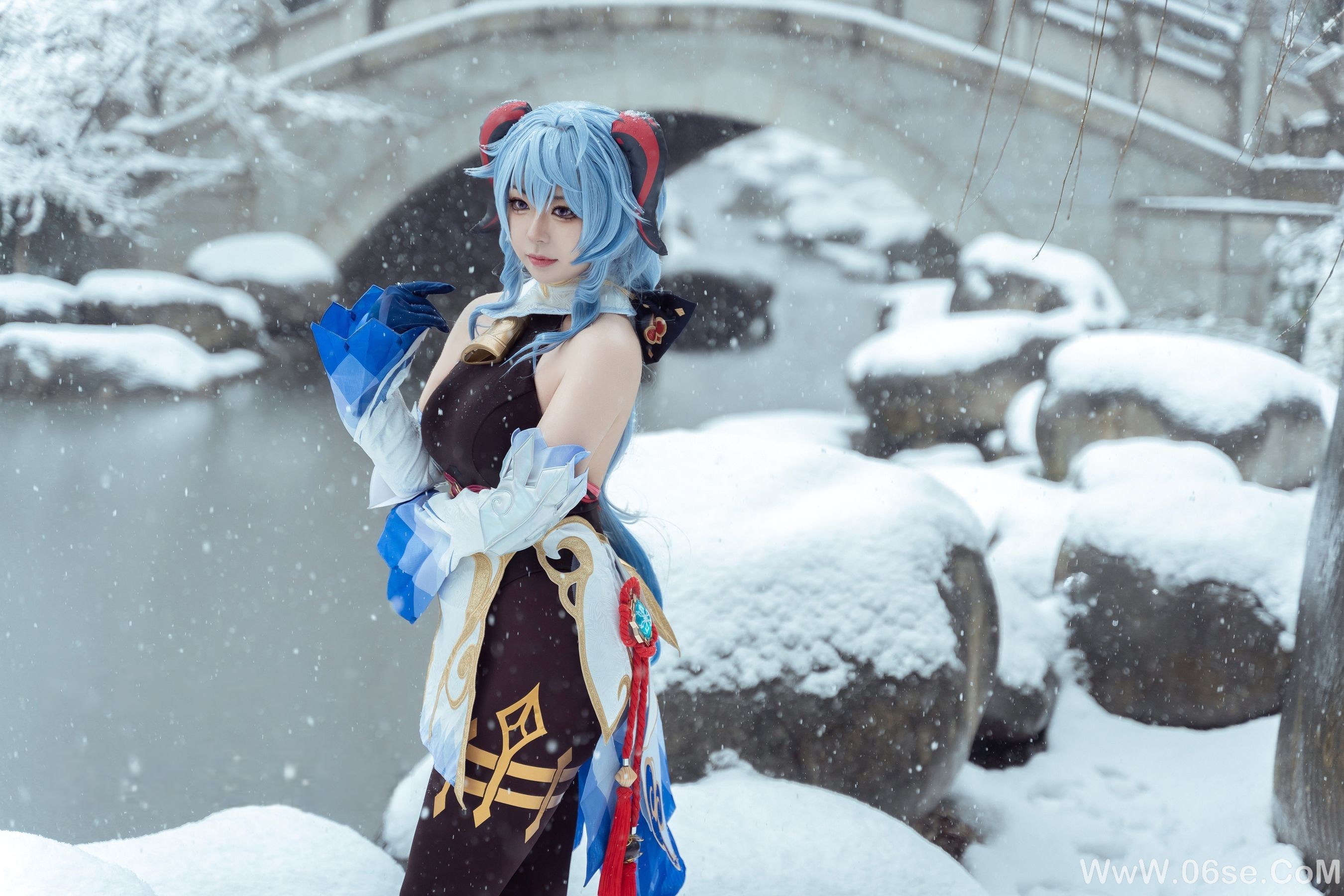 图片[26]-虎森森 – 原神 甘雨 雪景 [42P]-六色网