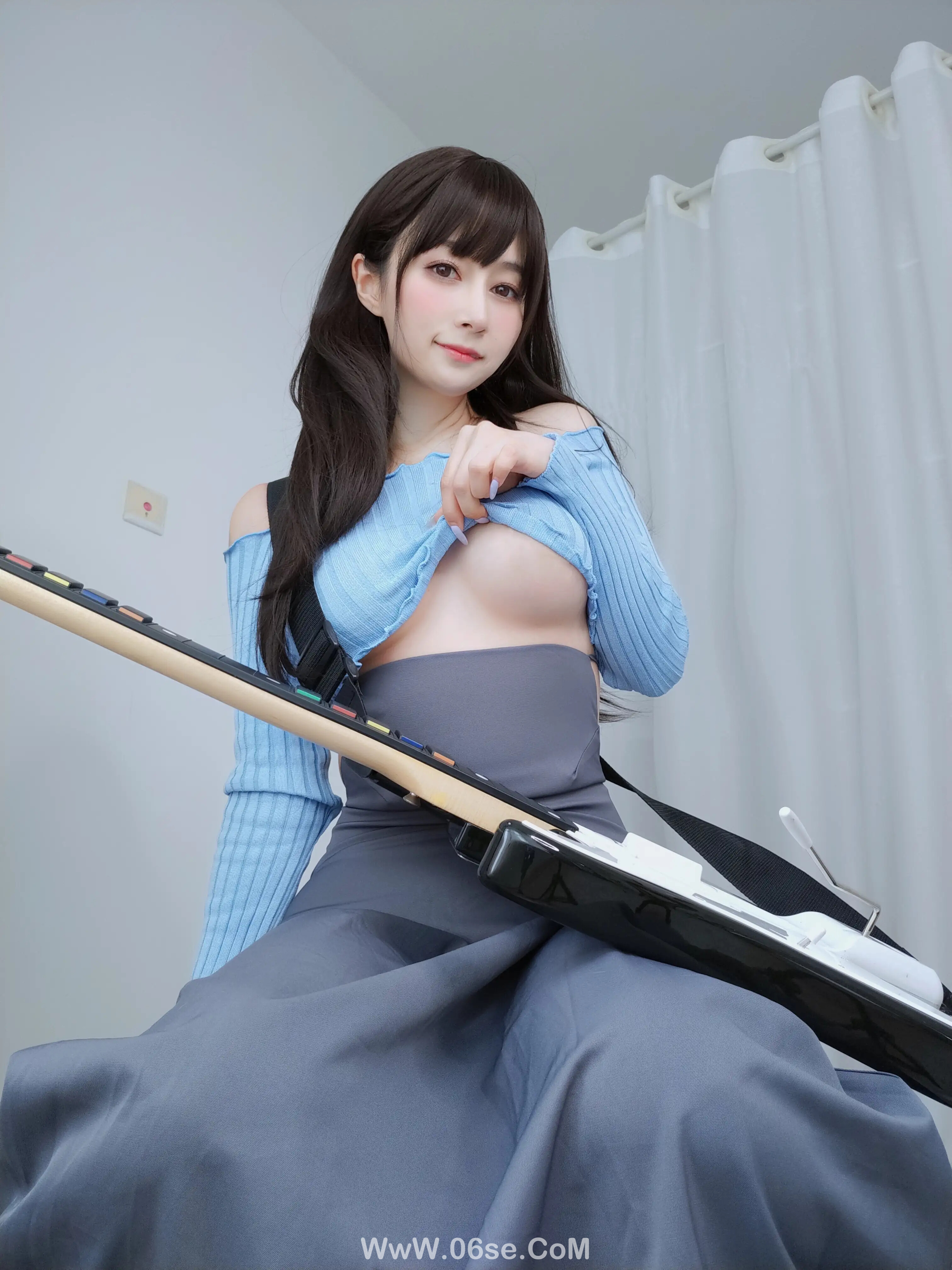 图片[81]-白银81 – 自拍 吉他妹妹-六色网