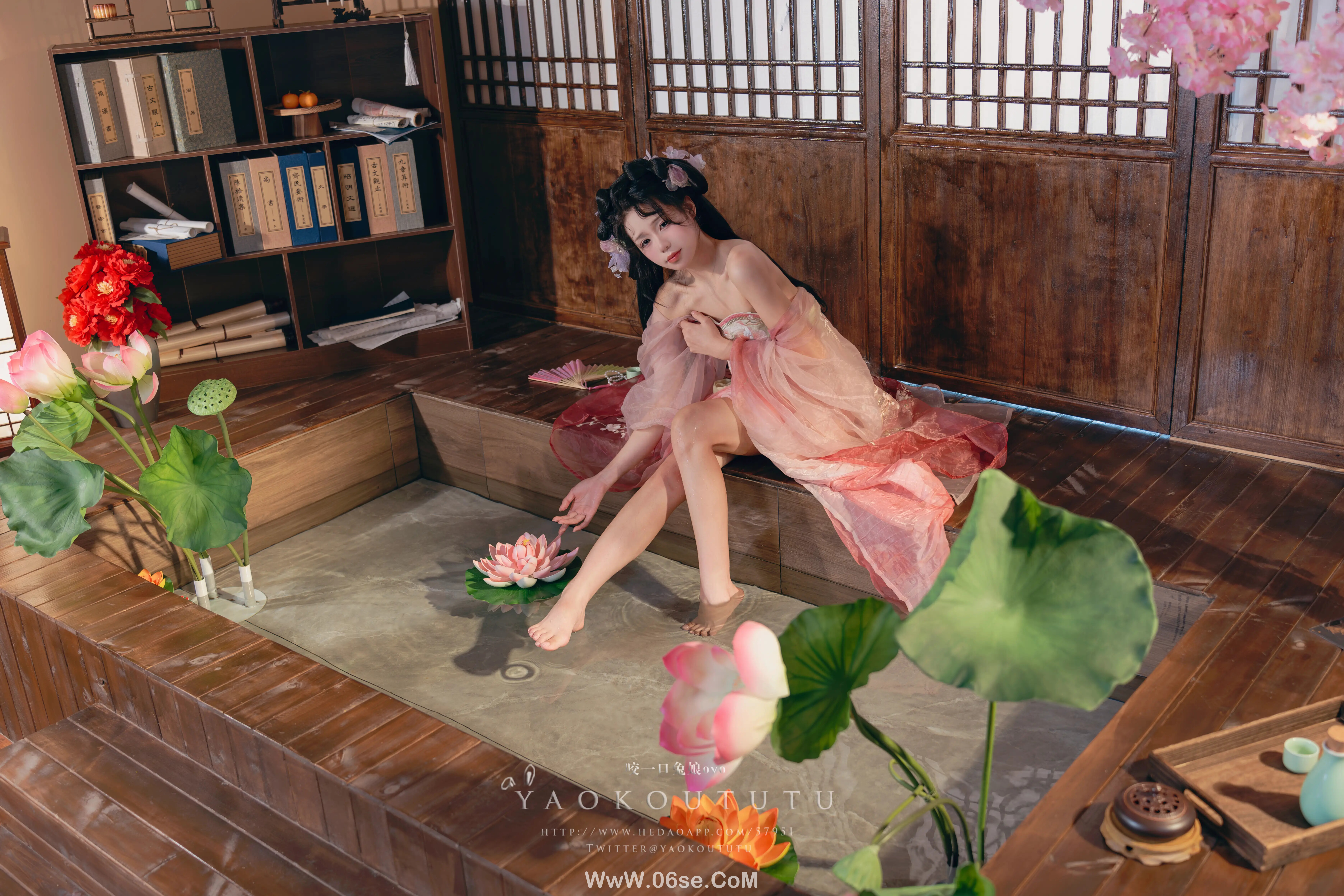 图片[18]-咬一口兔娘 游园惊梦-六色网