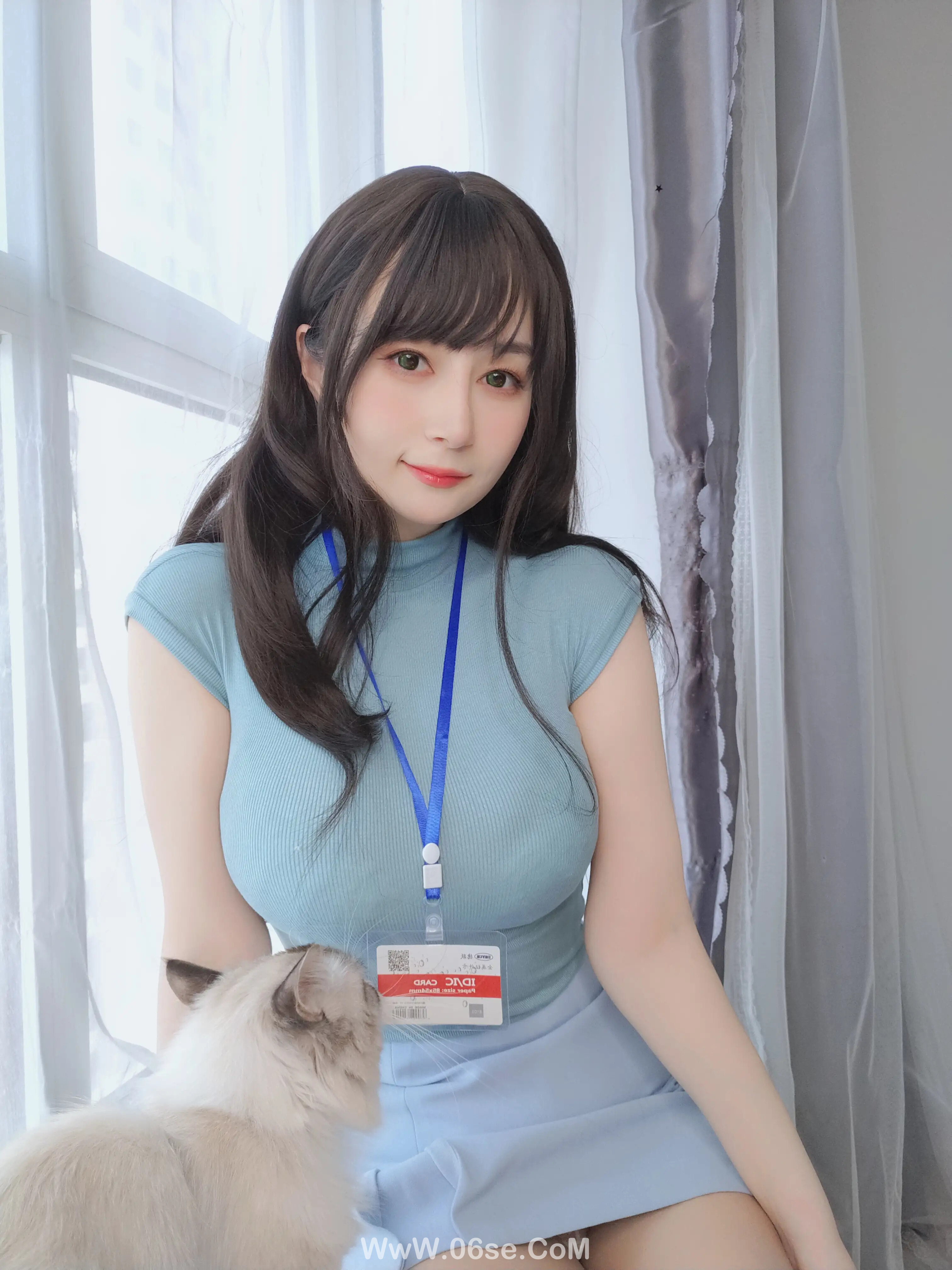 白银81 - 巨乳の後輩-六色网