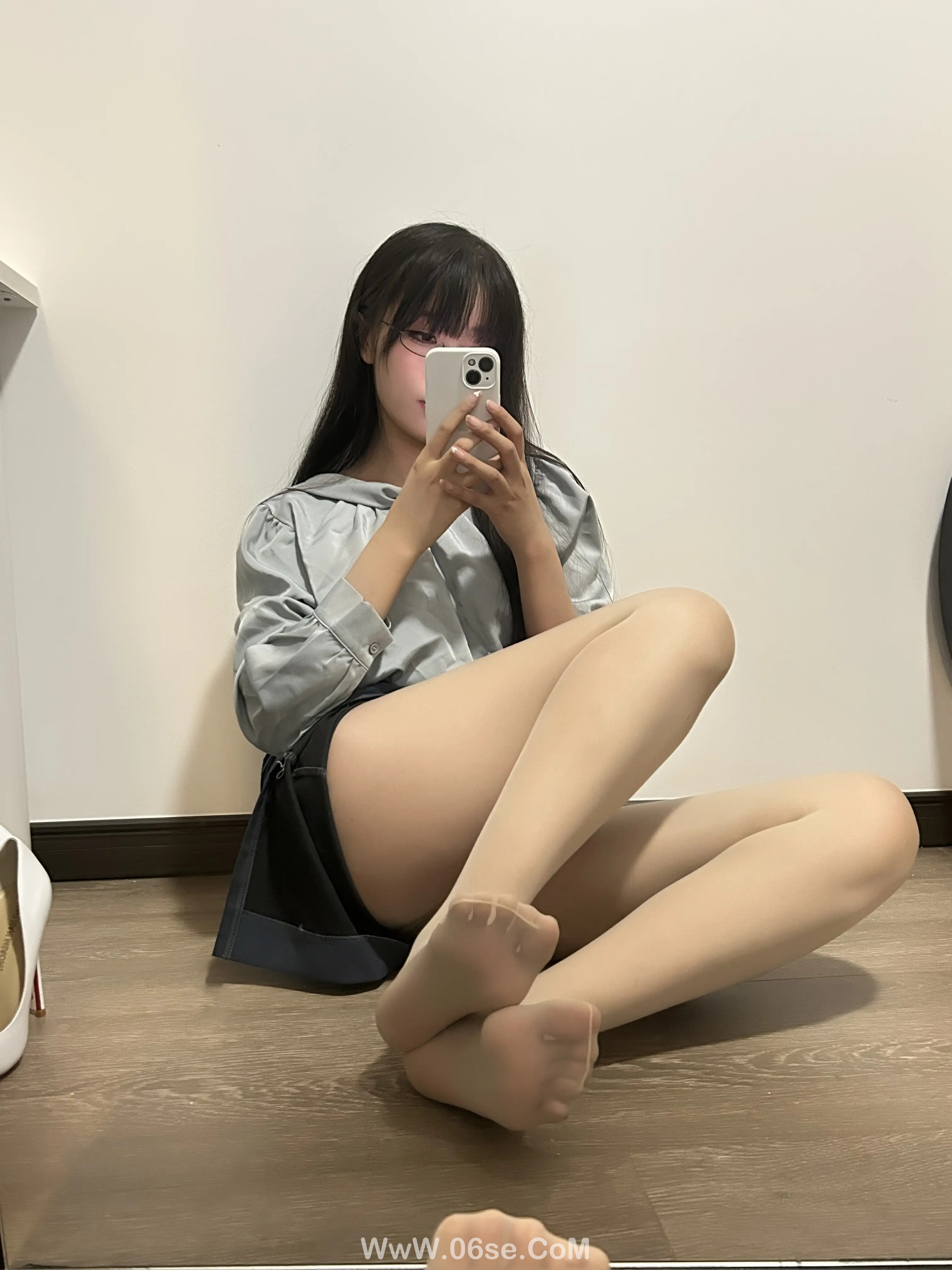 图片[13]-轩萧学姐 – 蓝裙ol-六色网