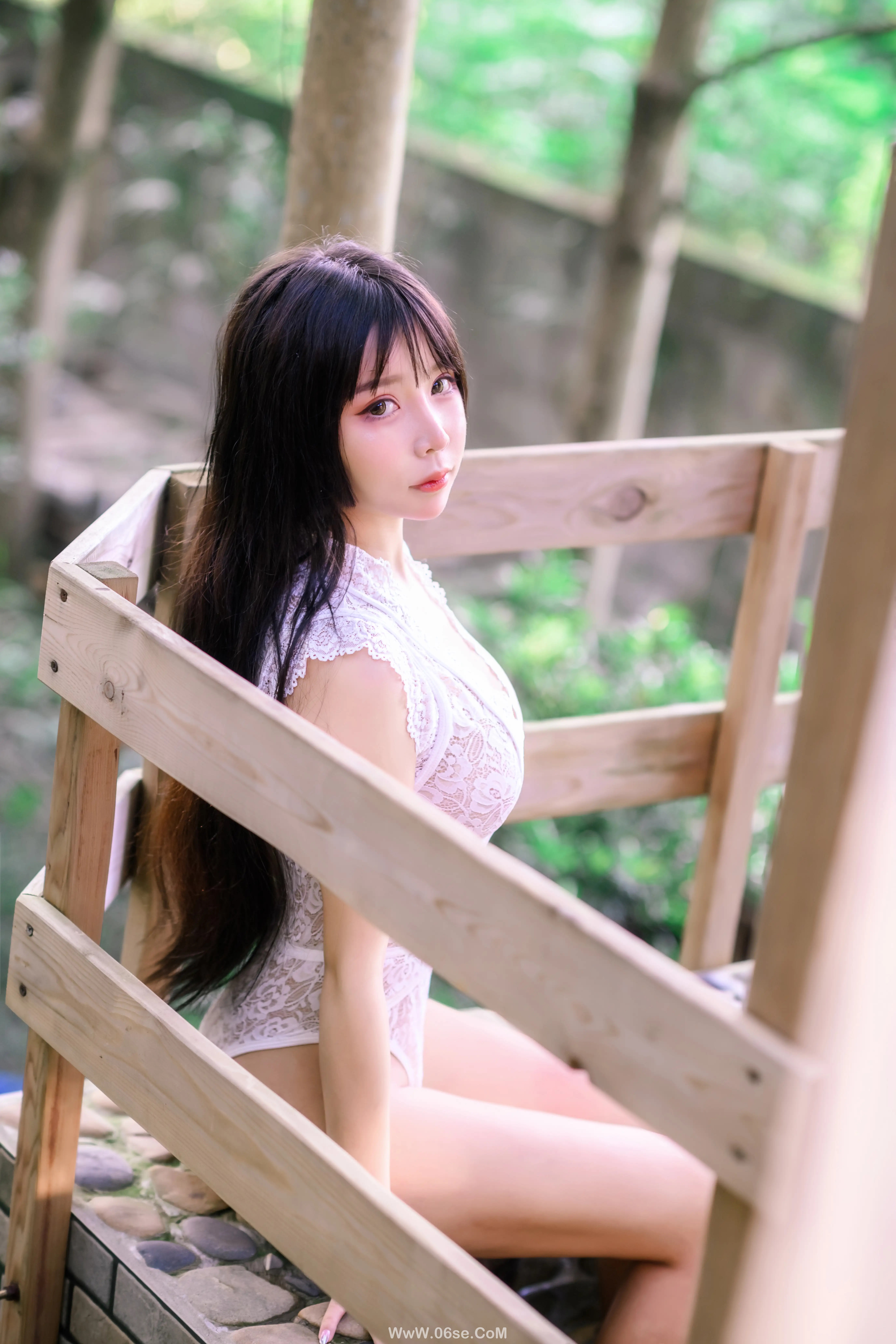 图片[41]-抱走莫子 – 室外性感套-六色网