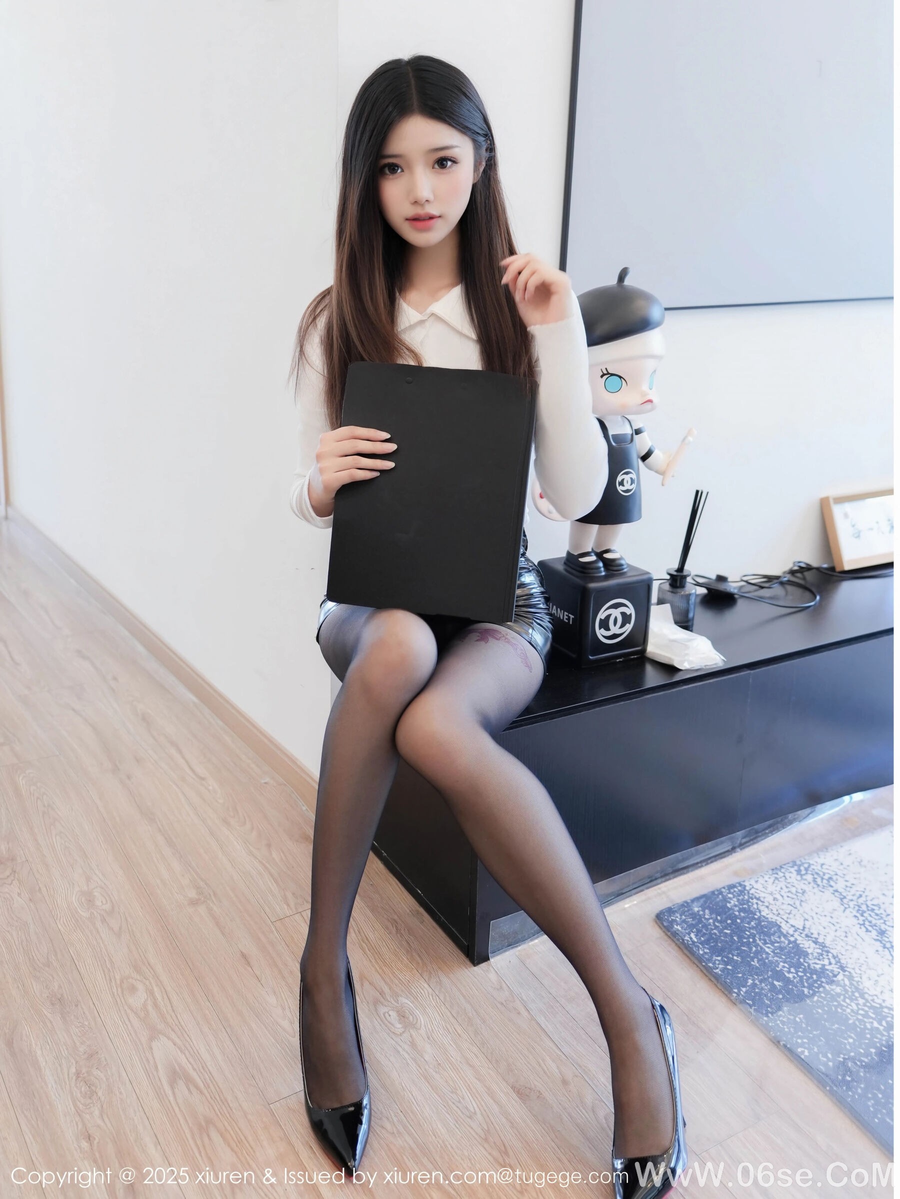 图片[9]-[Xiuren秀人网] 2025.07.07 NO.10515 琉璃ww[81P]-六色网
