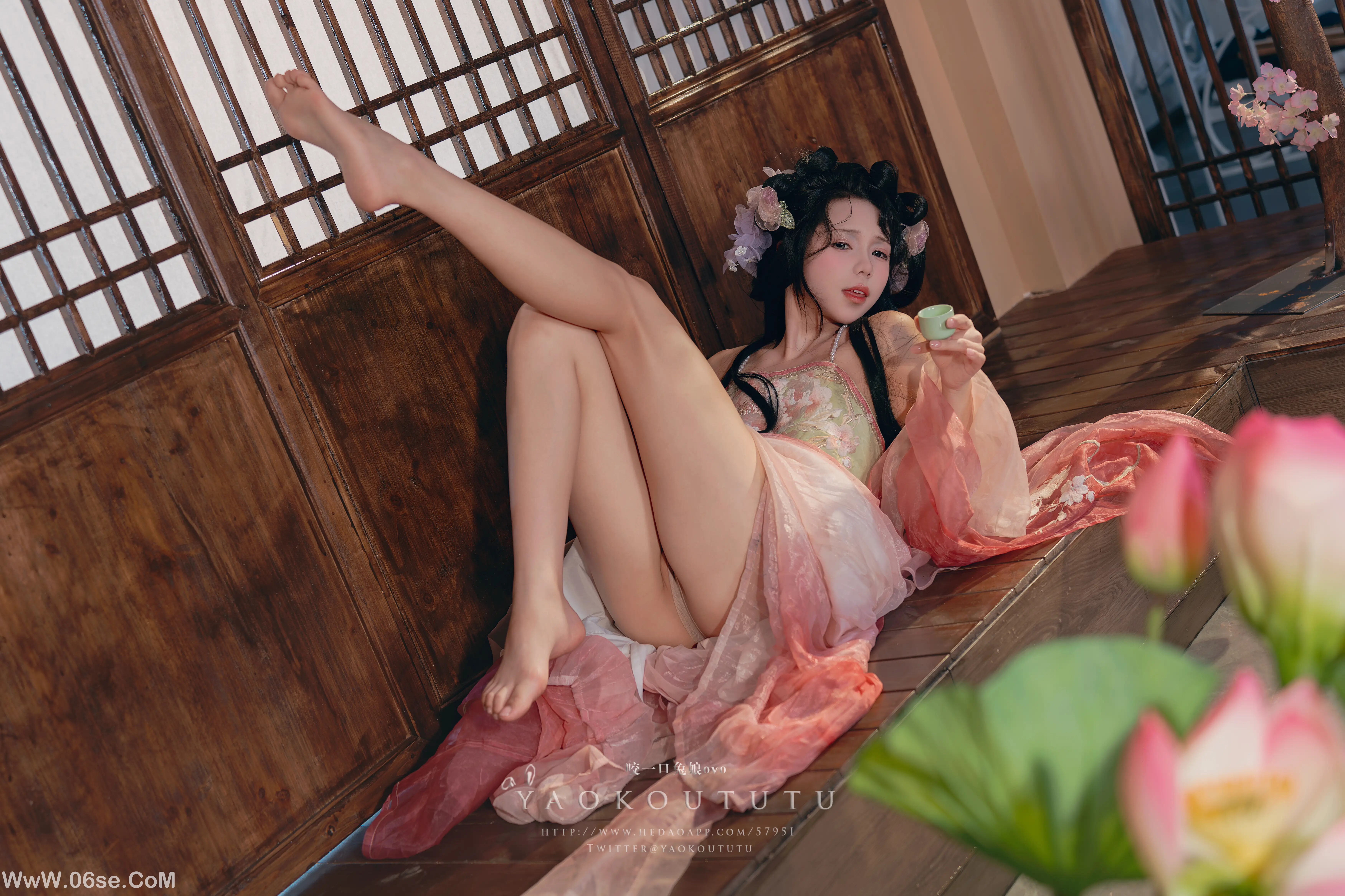 图片[48]-咬一口兔娘_八月订阅『醉倒荷塘边』-六色网