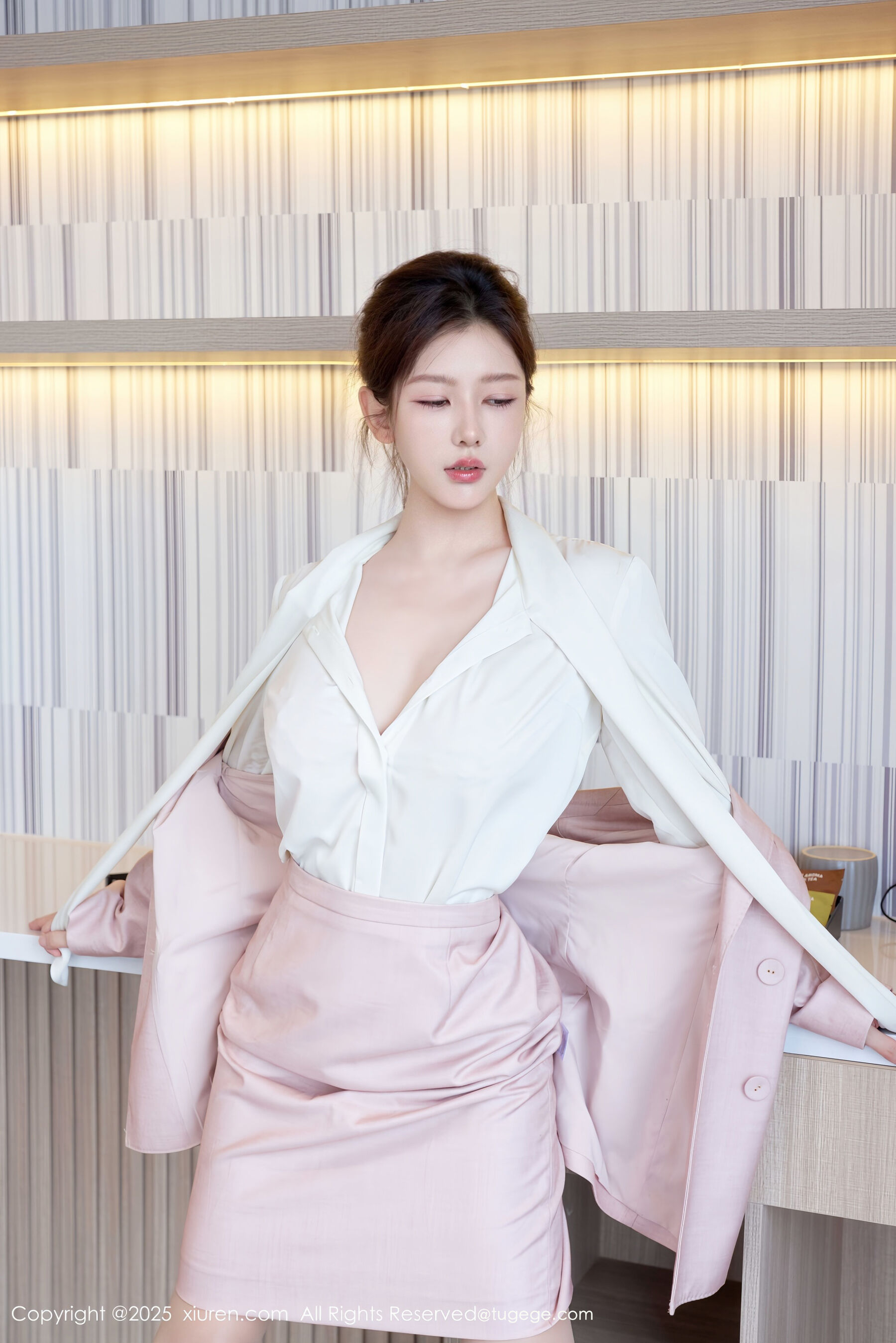 图片[14]-[Xiuren秀人网] 2025.09.04 NO.10728 尹甜甜[70P]-六色网