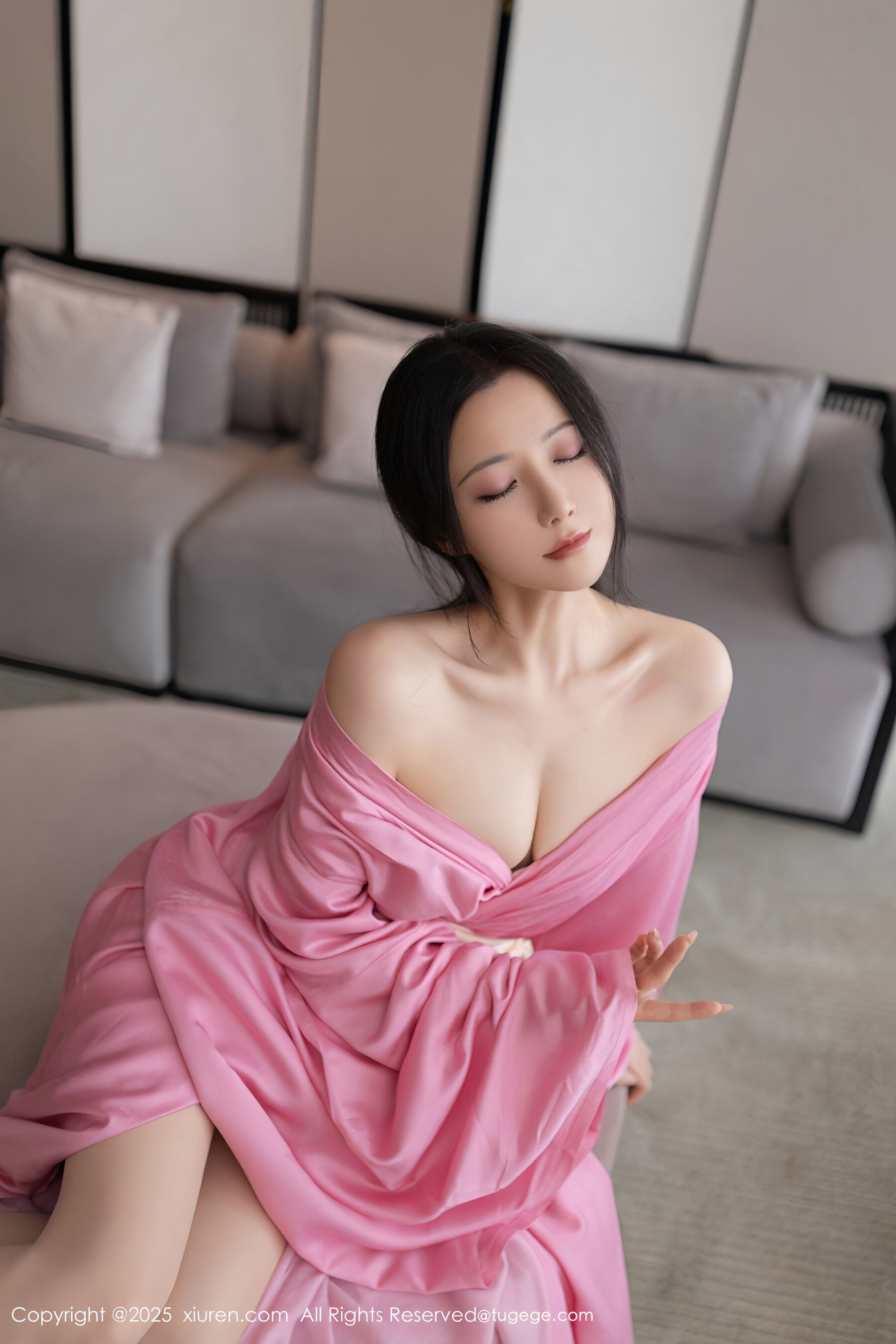 图片[25]-秀人网 – NO.11049 – 鱼子酱Fish [83P]-六色网