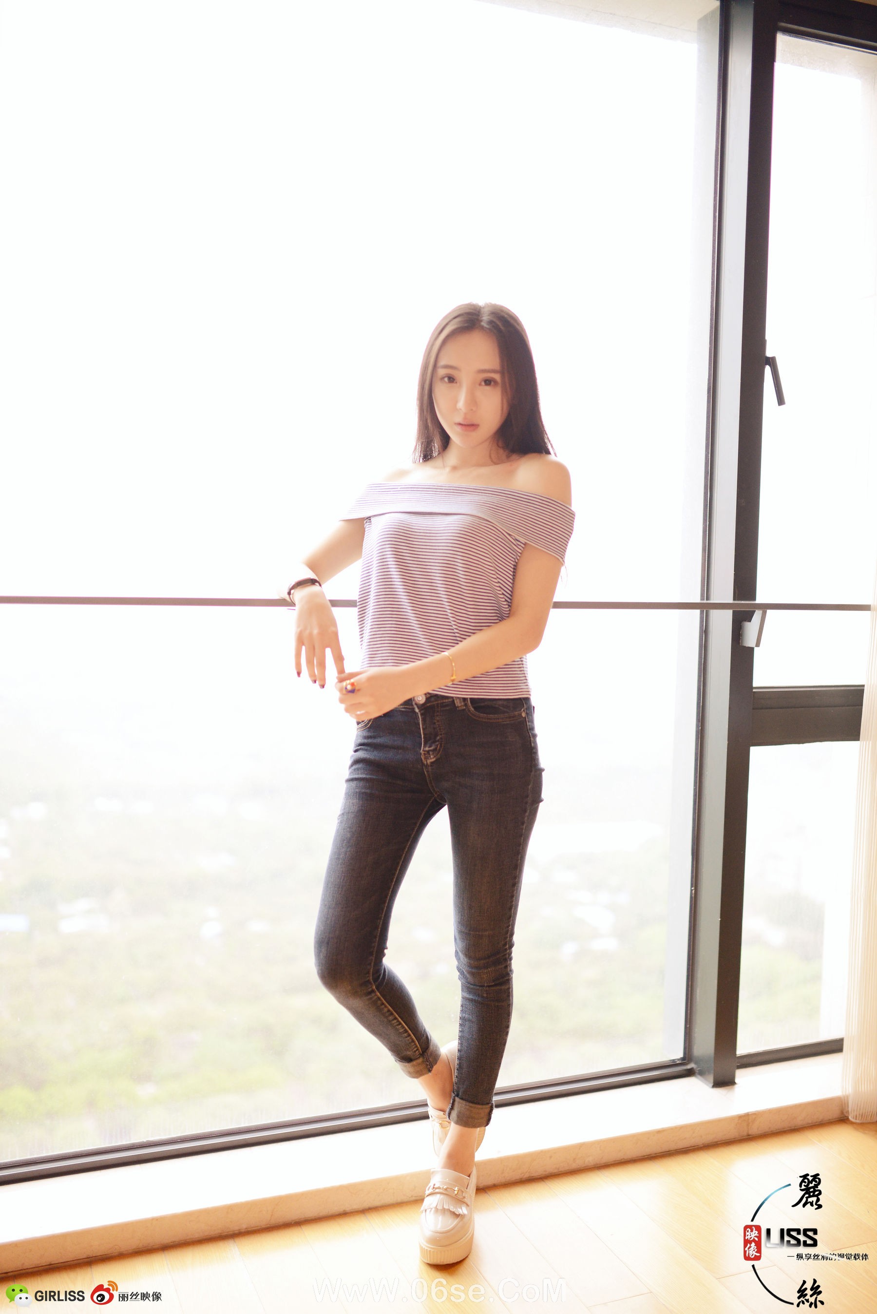 图片[28]-[丽丝映像GIRLISS] – 你的微笑 [100P]-六色网