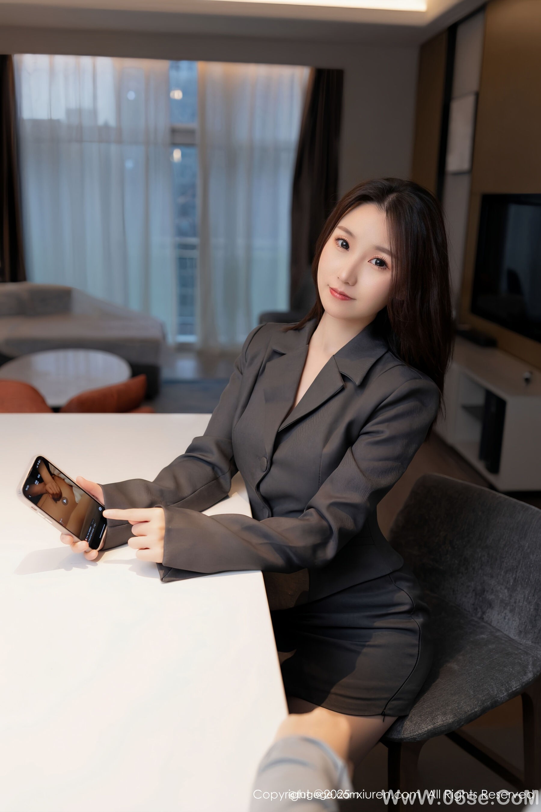 图片[2]-[Xiuren秀人网] 2025.07.02 NO.10497 杏子Yada[84P]-六色网