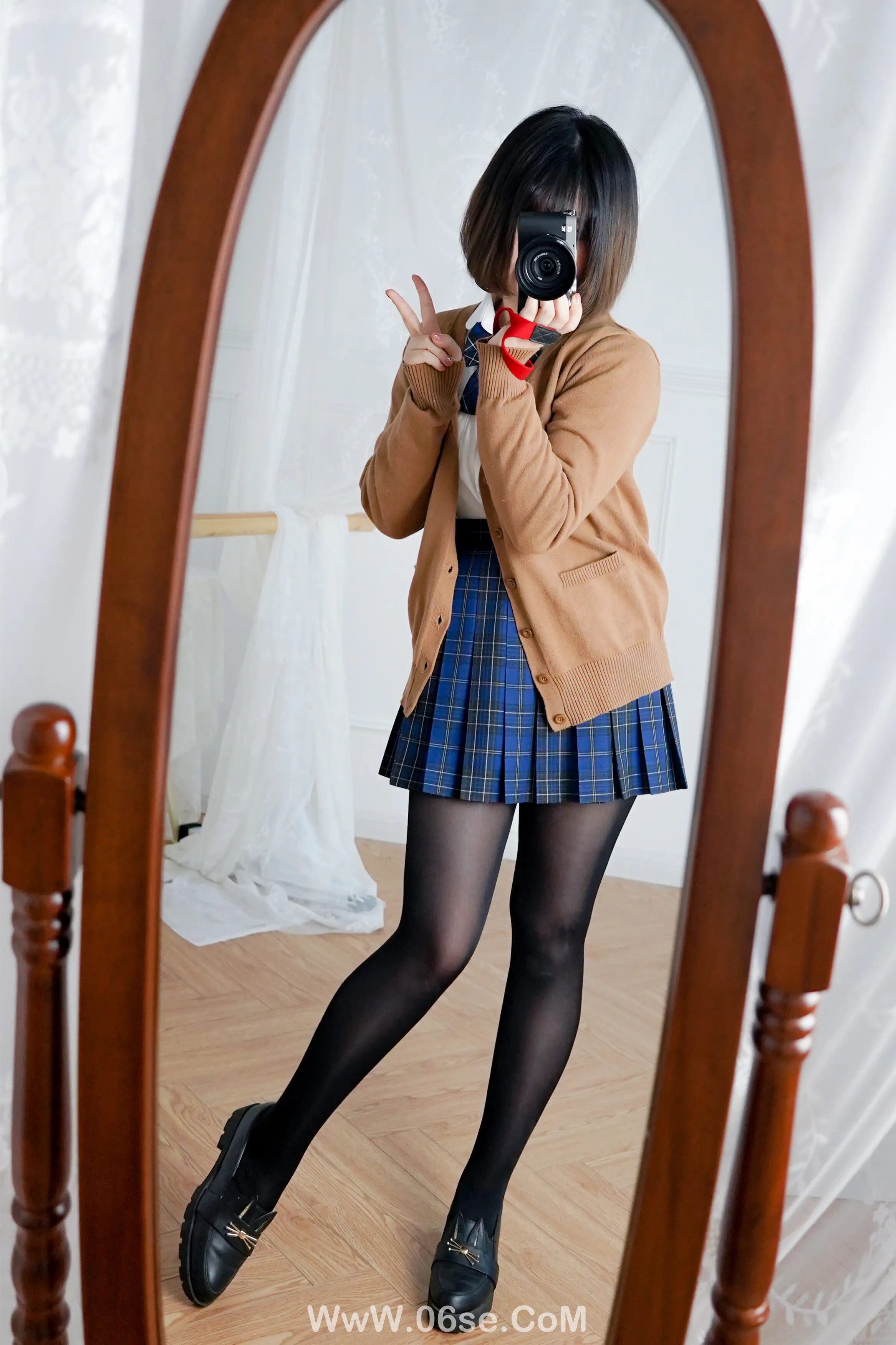 图片[53]-半半子 – 彼女の制服-六色网