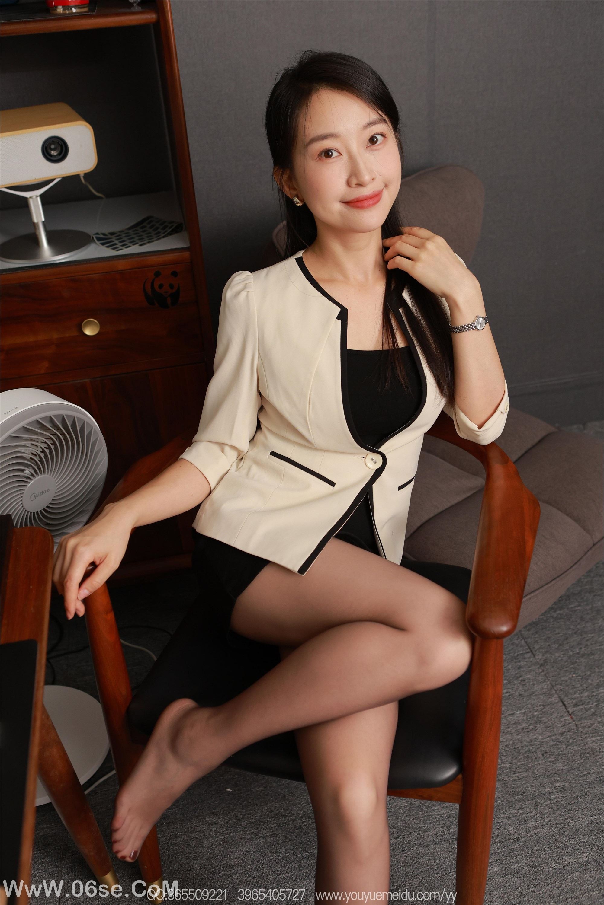图片[84]-IESS异思趣向 2025.10.28 丝享家 2196 小婕温柔OL风[104P]-六色网