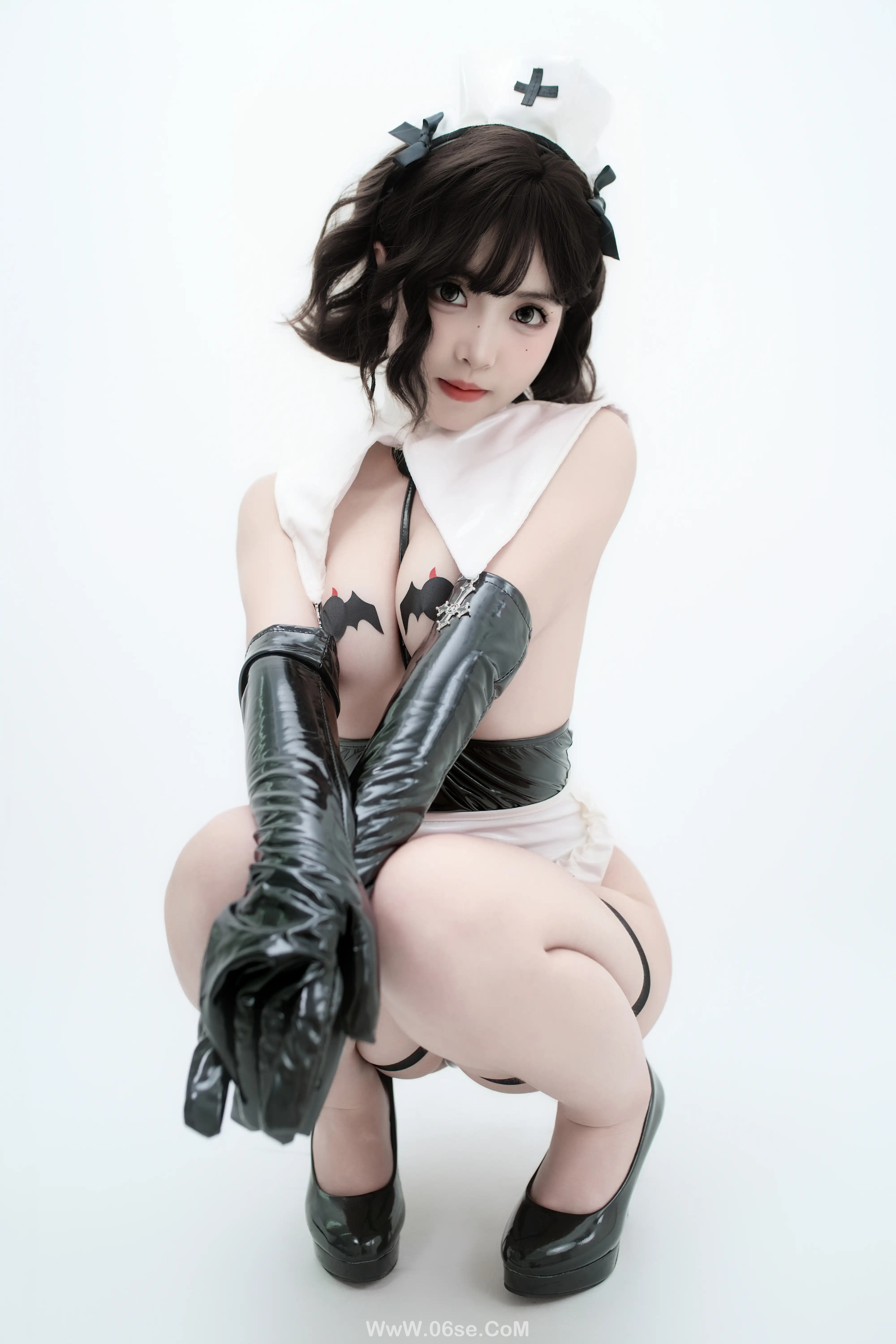 图片[80]-Bangni邦尼 – 武装修女-六色网