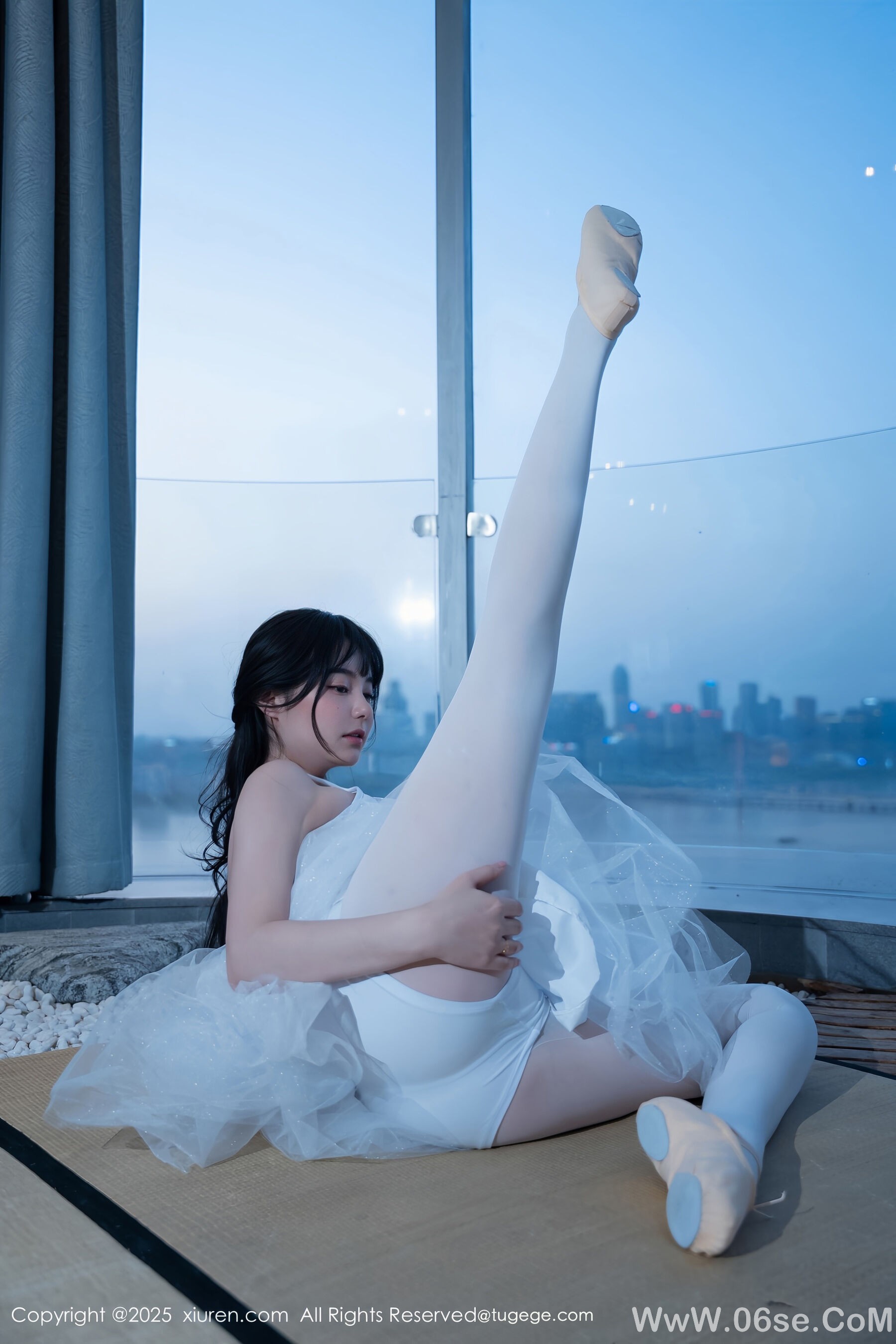 图片[46]-[Xiuren秀人网] 2025.07.23 NO.10575 揉揉肉肉 软情[79P]-六色网