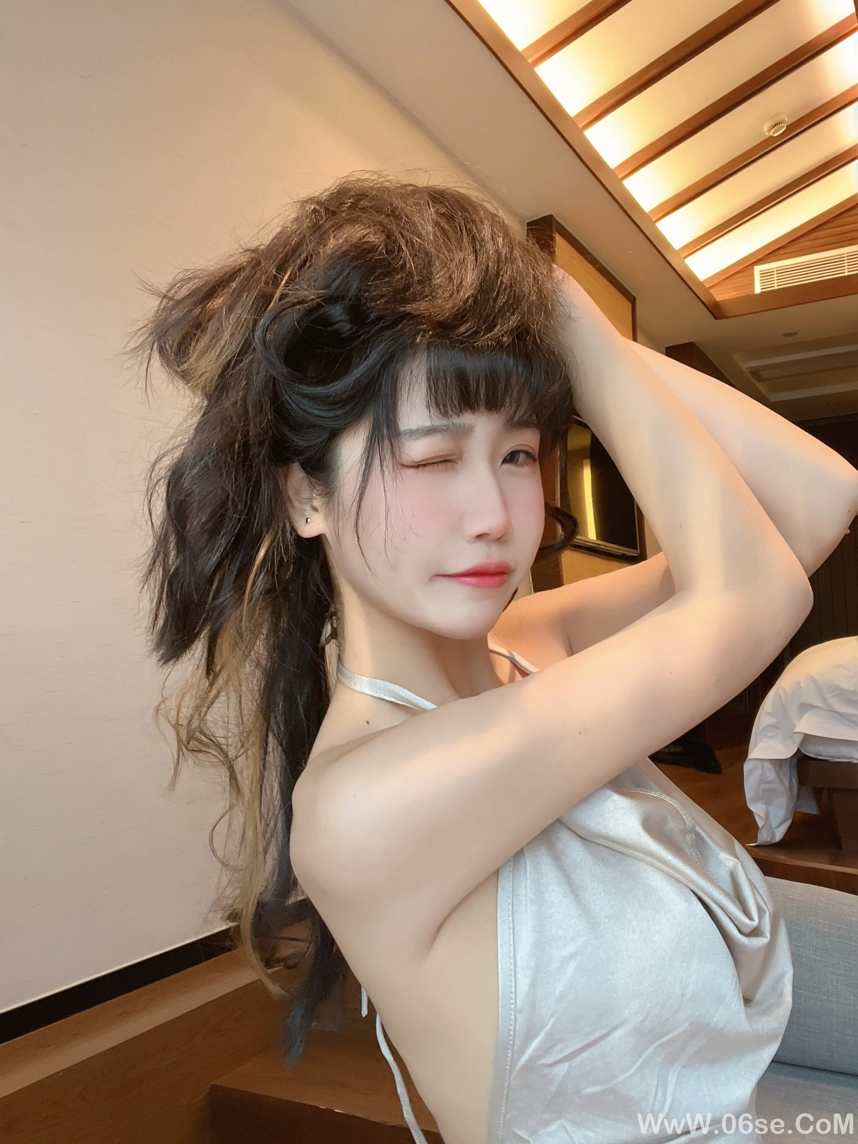 图片[28]-不呆猫 – 浴室人妻-六色网