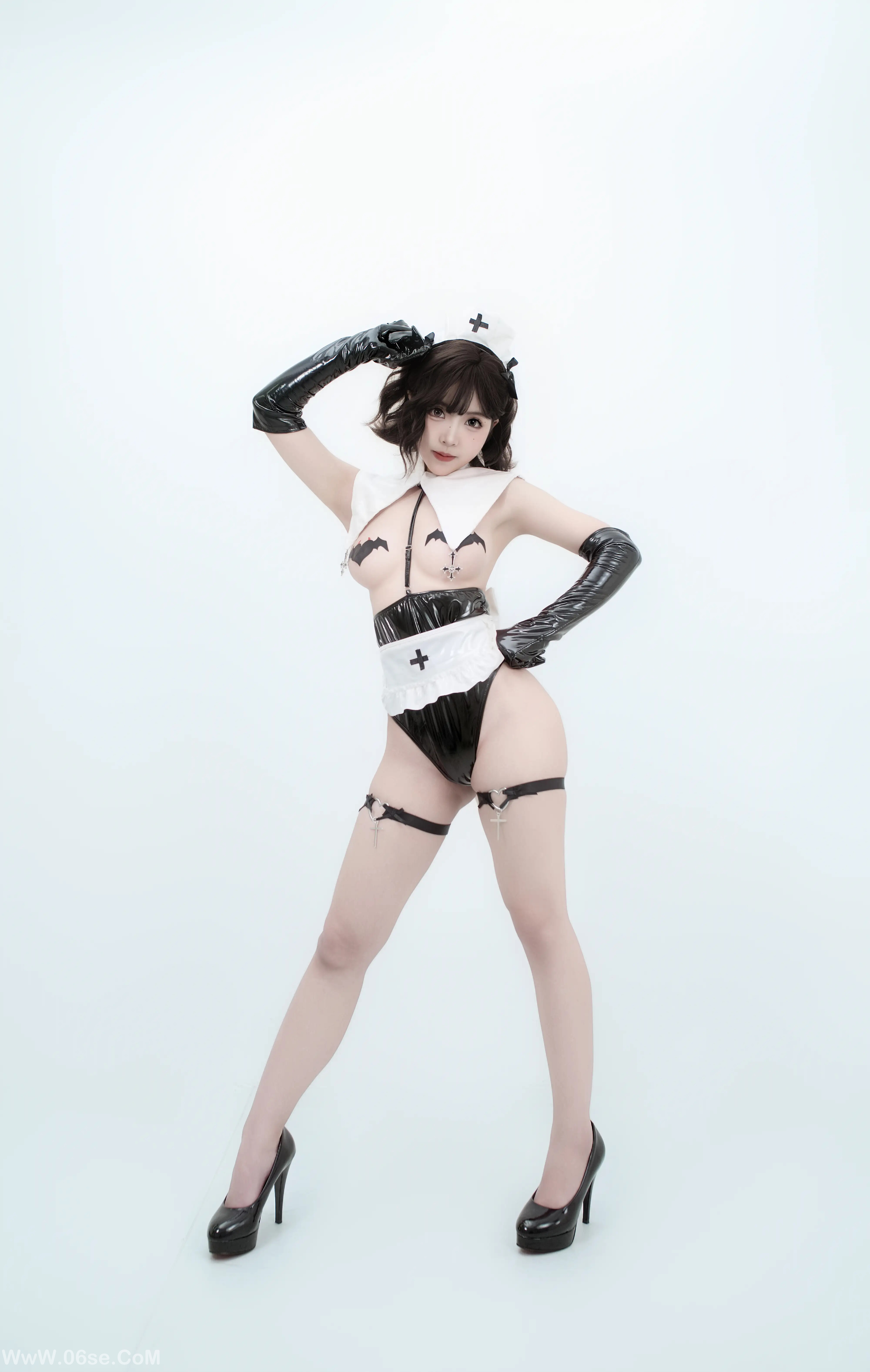图片[79]-Bangni邦尼 – 武装修女-六色网
