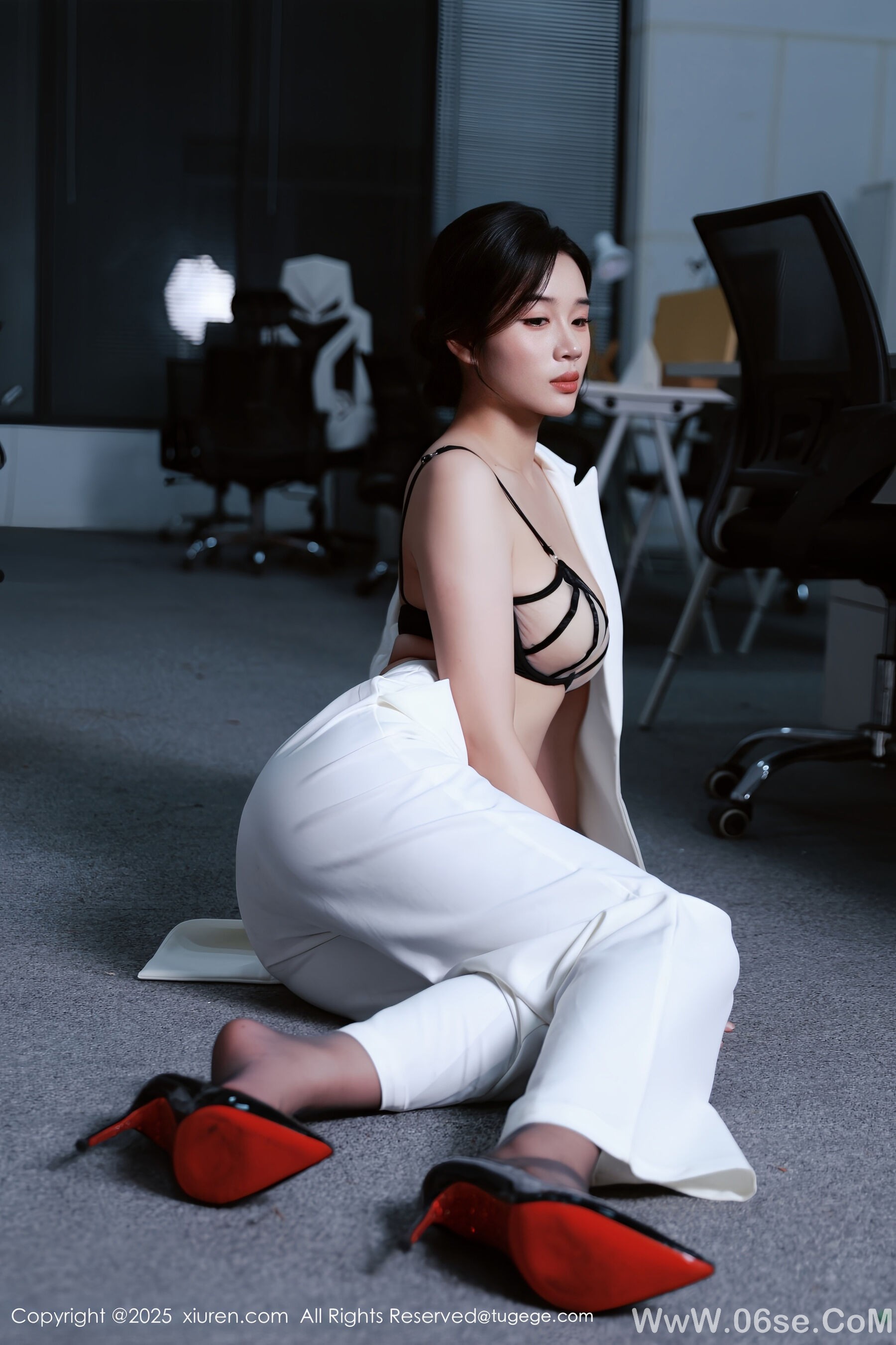 图片[23]-秀人网 – NO.10908 – 南乔 [73P]-六色网
