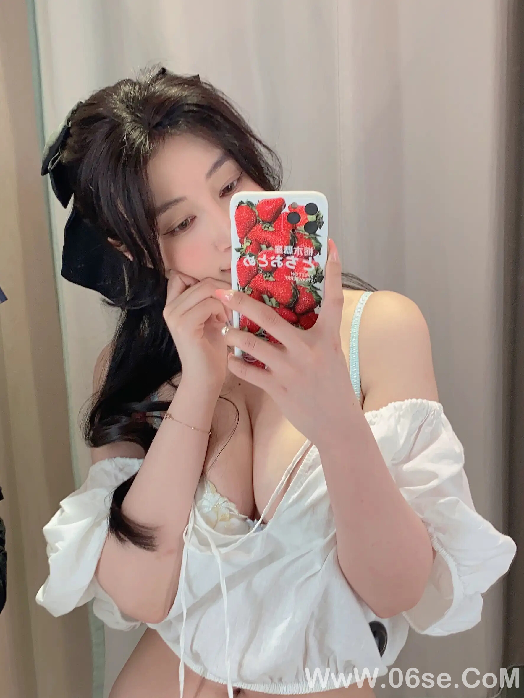 图片[16]-白银81 – 更衣室の自撮り-六色网