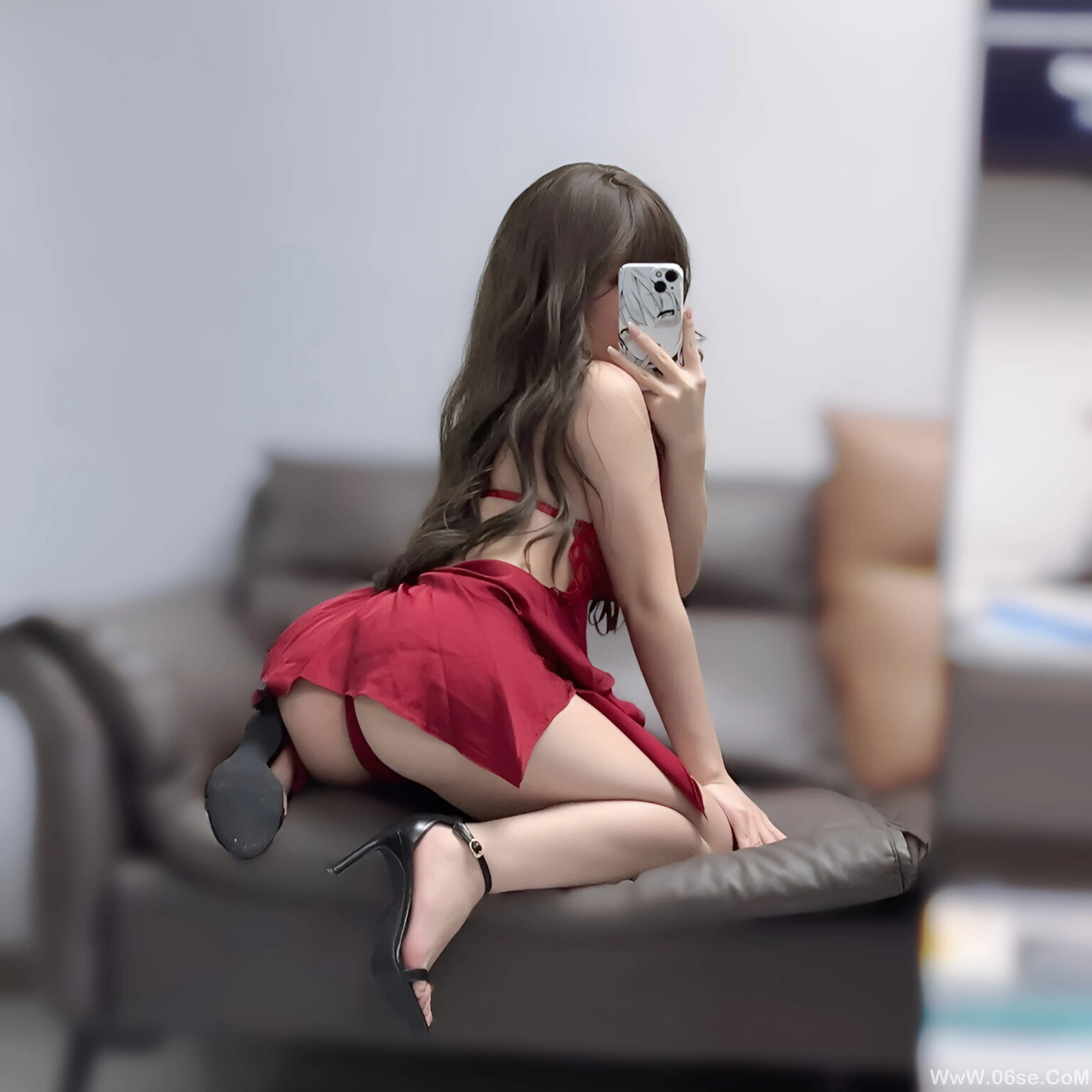图片[112]-Bangni邦尼 – 圣诞尼尔+红裙自拍-六色网