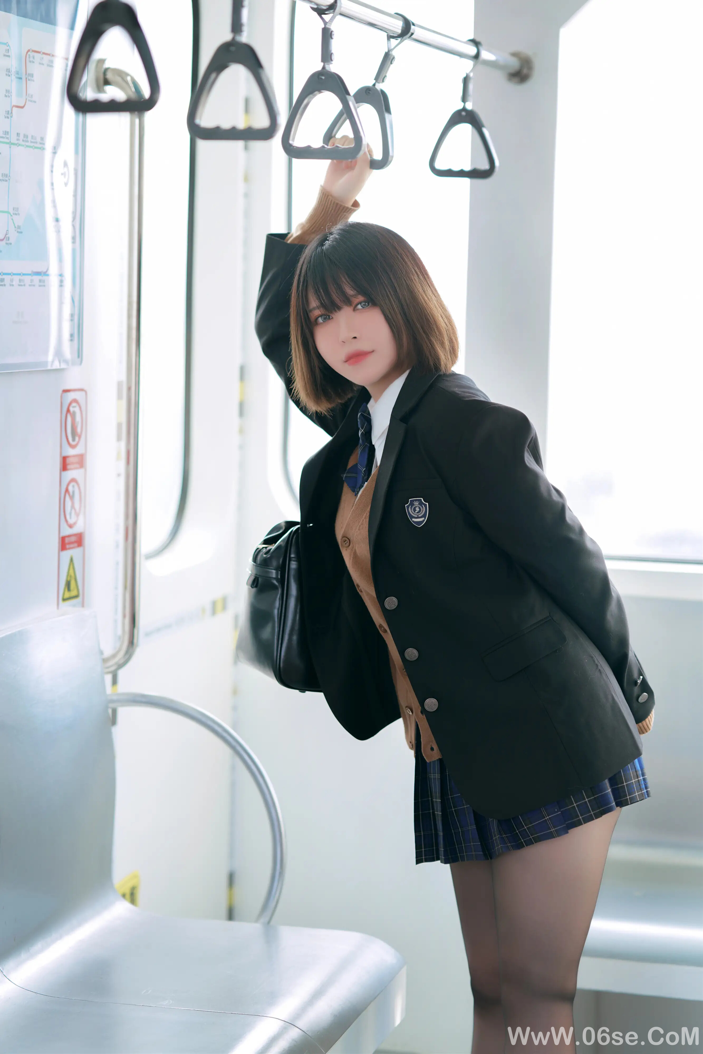 图片[38]-半半子 – 彼女の制服-六色网