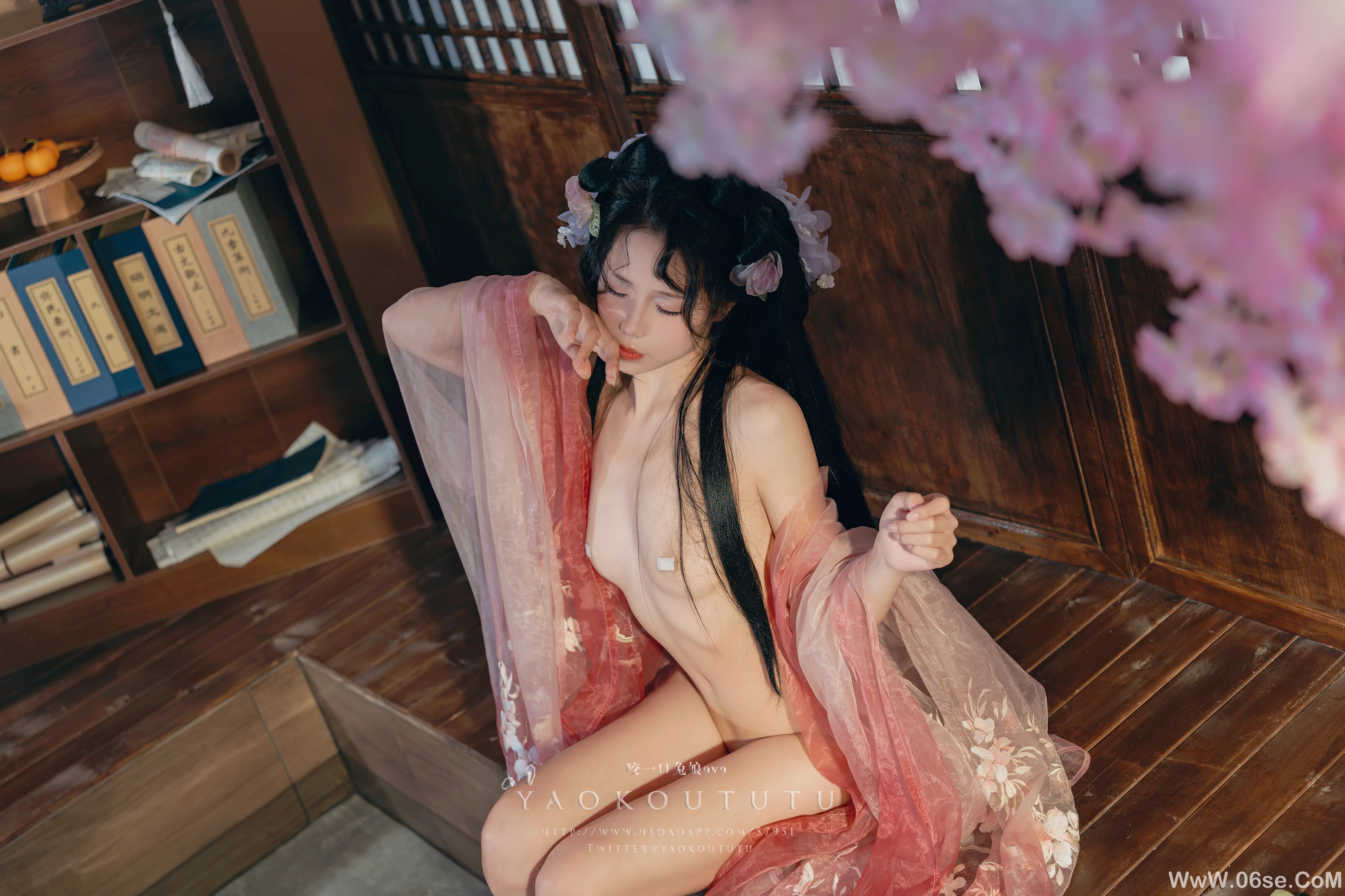 图片[24]-咬一口兔娘_八月订阅『醉倒荷塘边』-六色网