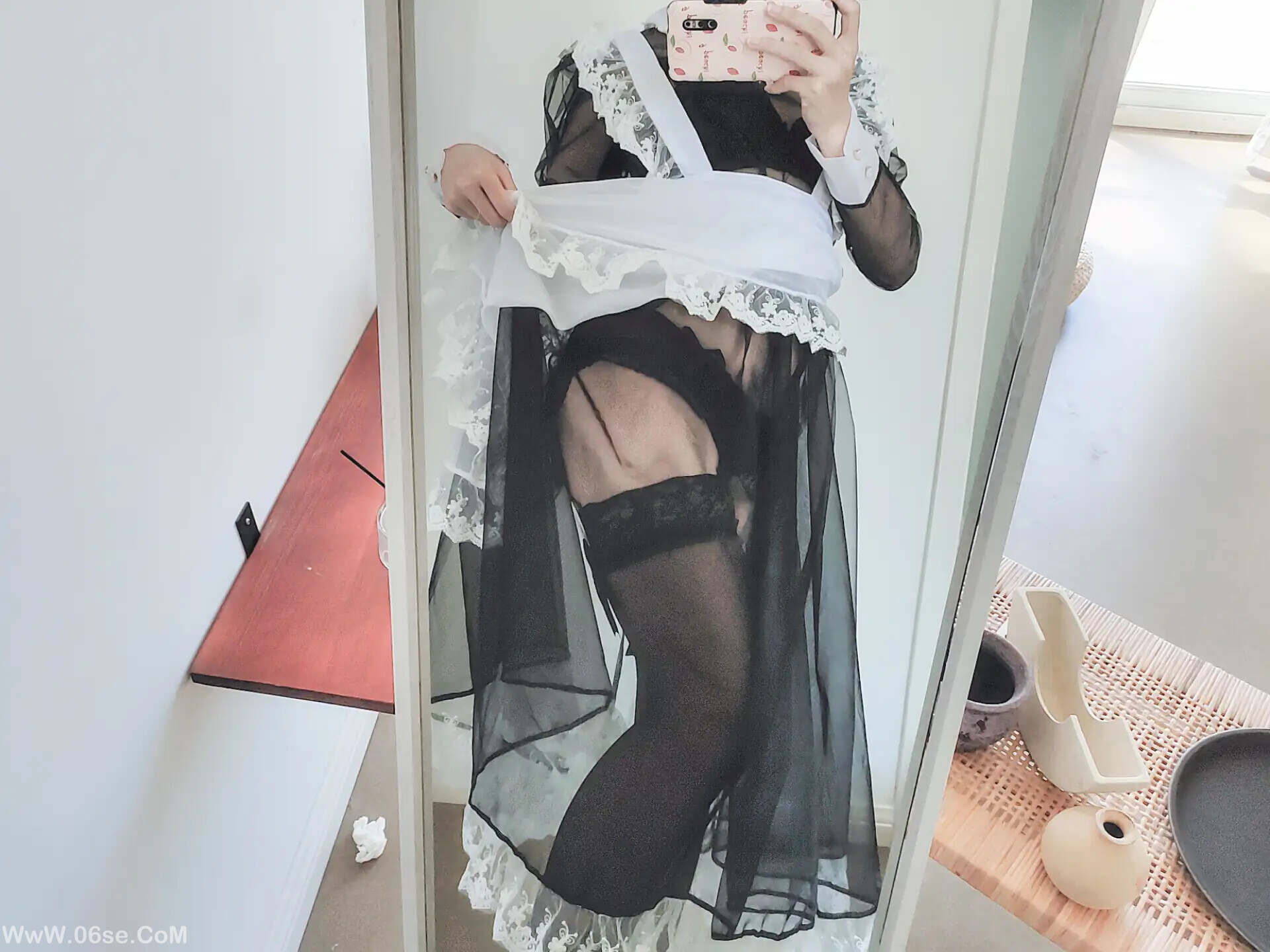 图片[34]-蠢沫沫 – 透明女仆 自拍-六色网