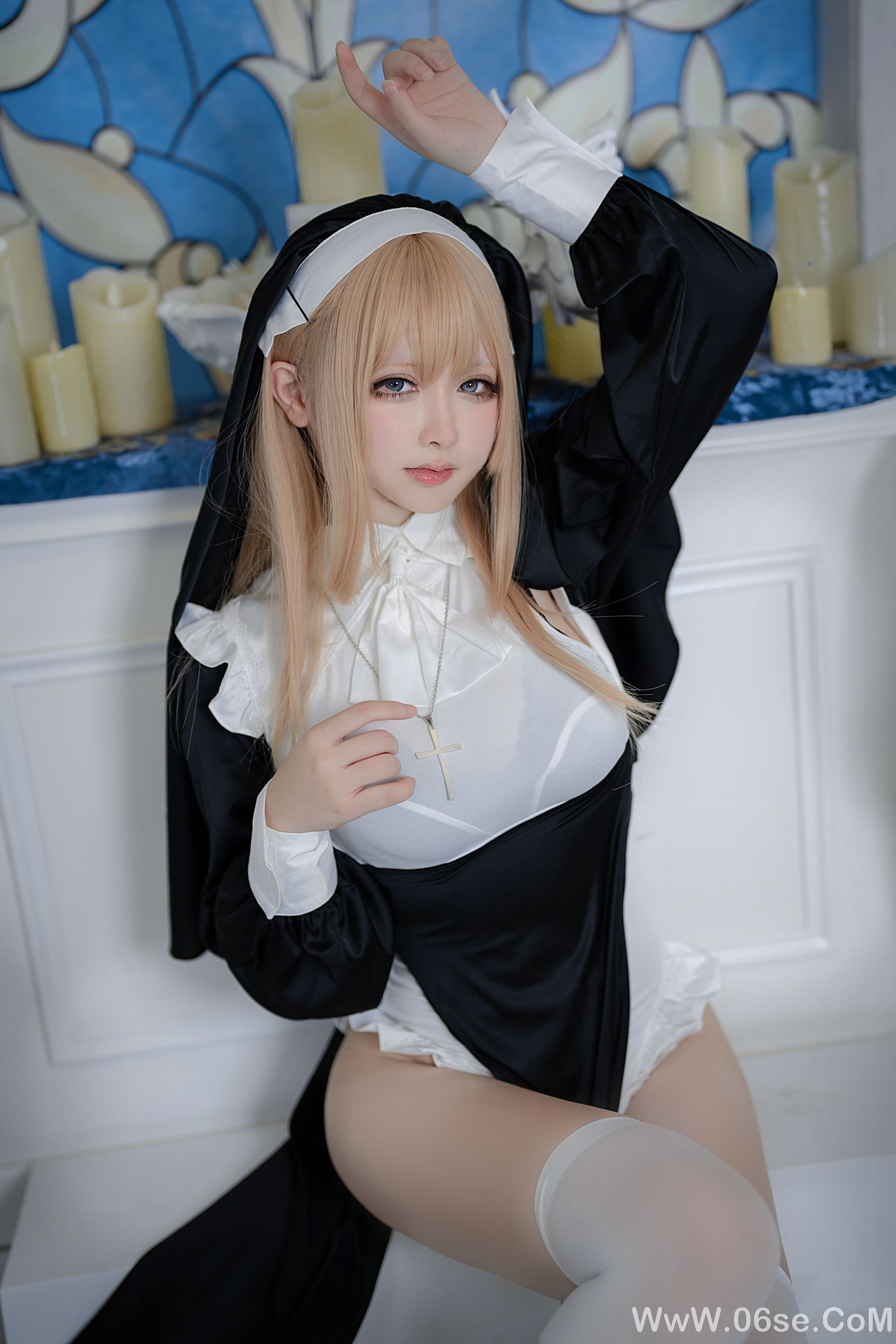 樱梨梨 - 修女 [35P]-六色网