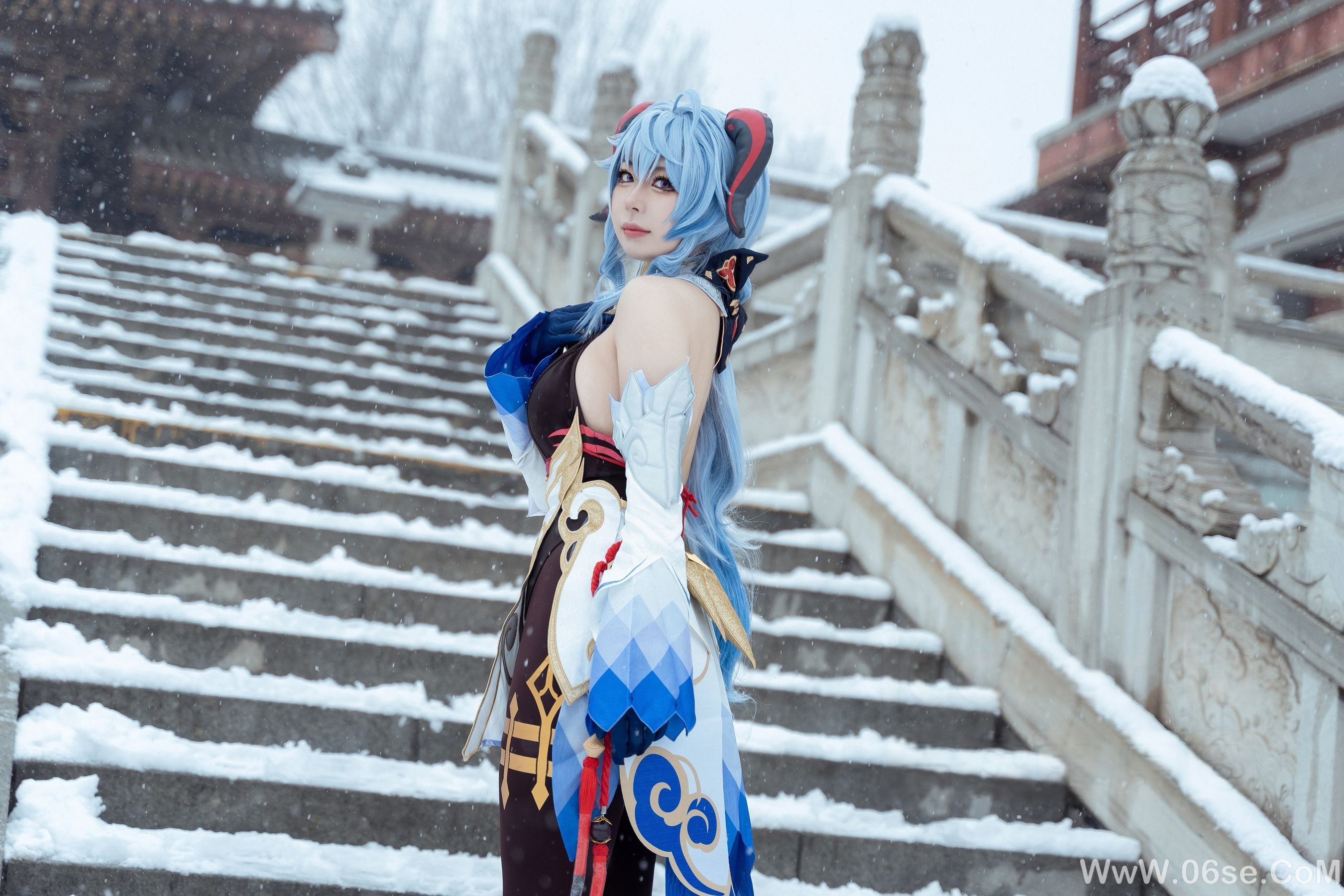 图片[35]-虎森森 – 原神 甘雨 雪景 [42P]-六色网