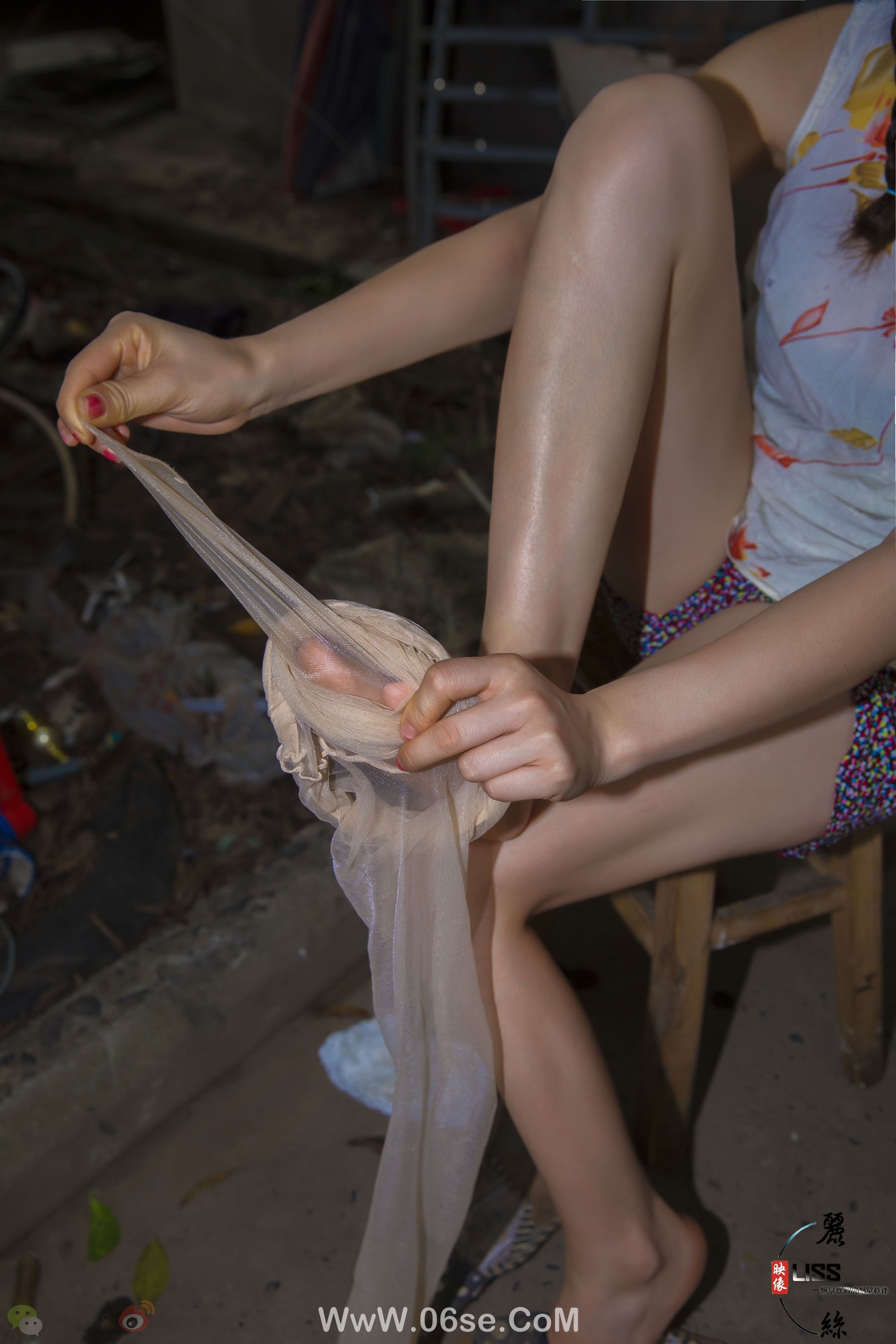 图片[34]-[丽丝映像GIRLISS] – 捡垃圾的小姑娘 [80P]-六色网