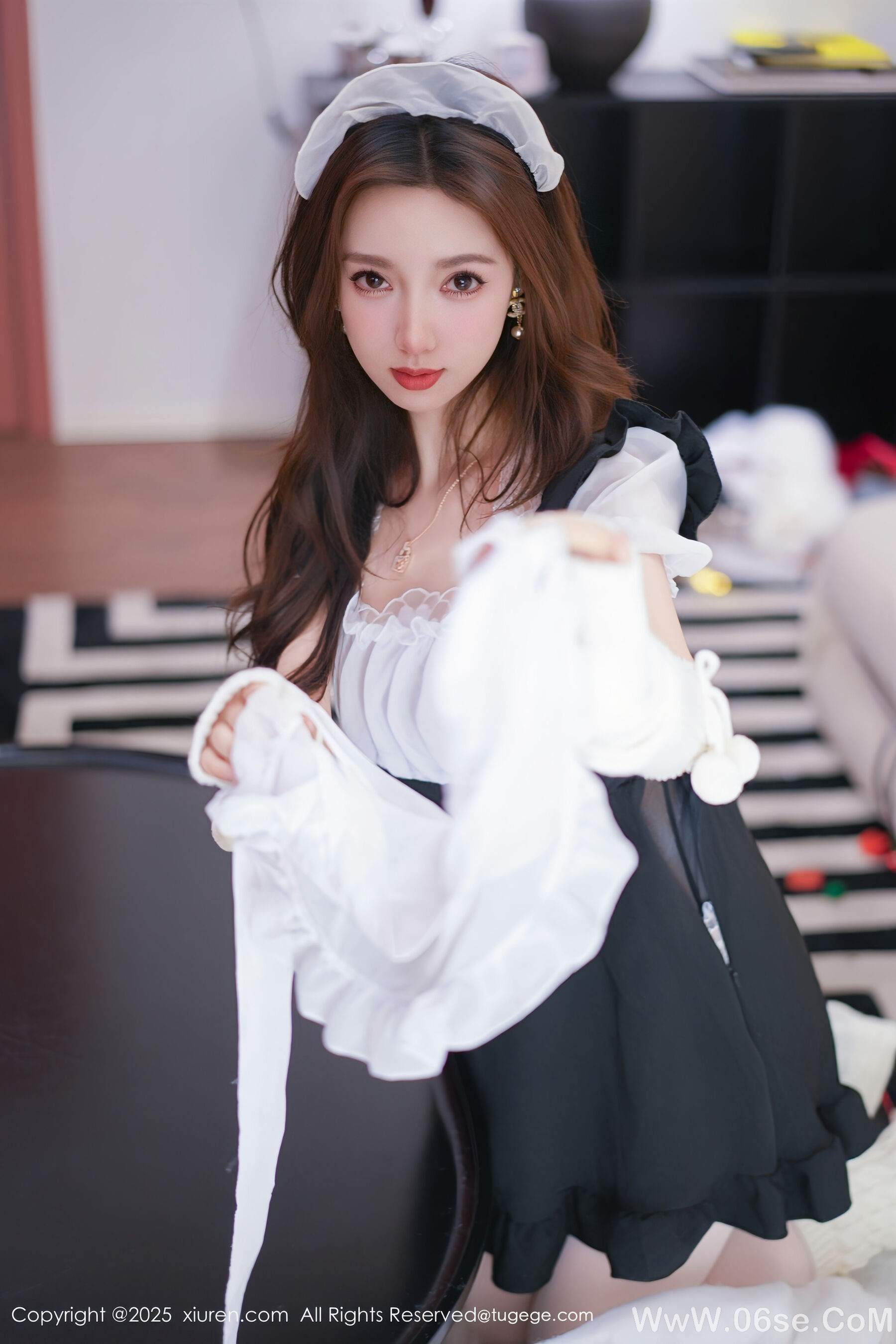 图片[24]-秀人网 – NO.11152 – Twins-桃桃 [78P]-六色网