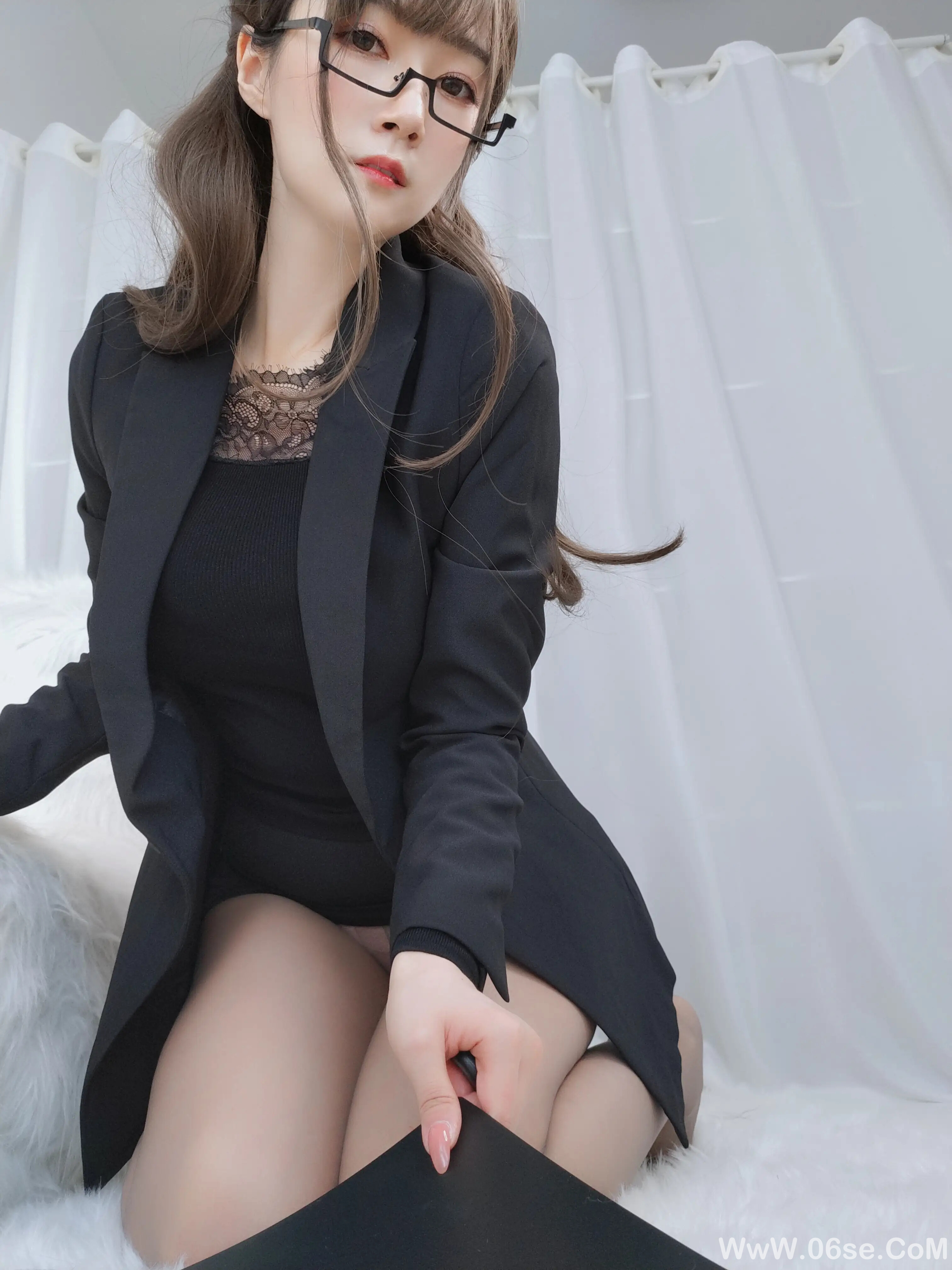 图片[50]-白银81 – 黑西服-六色网